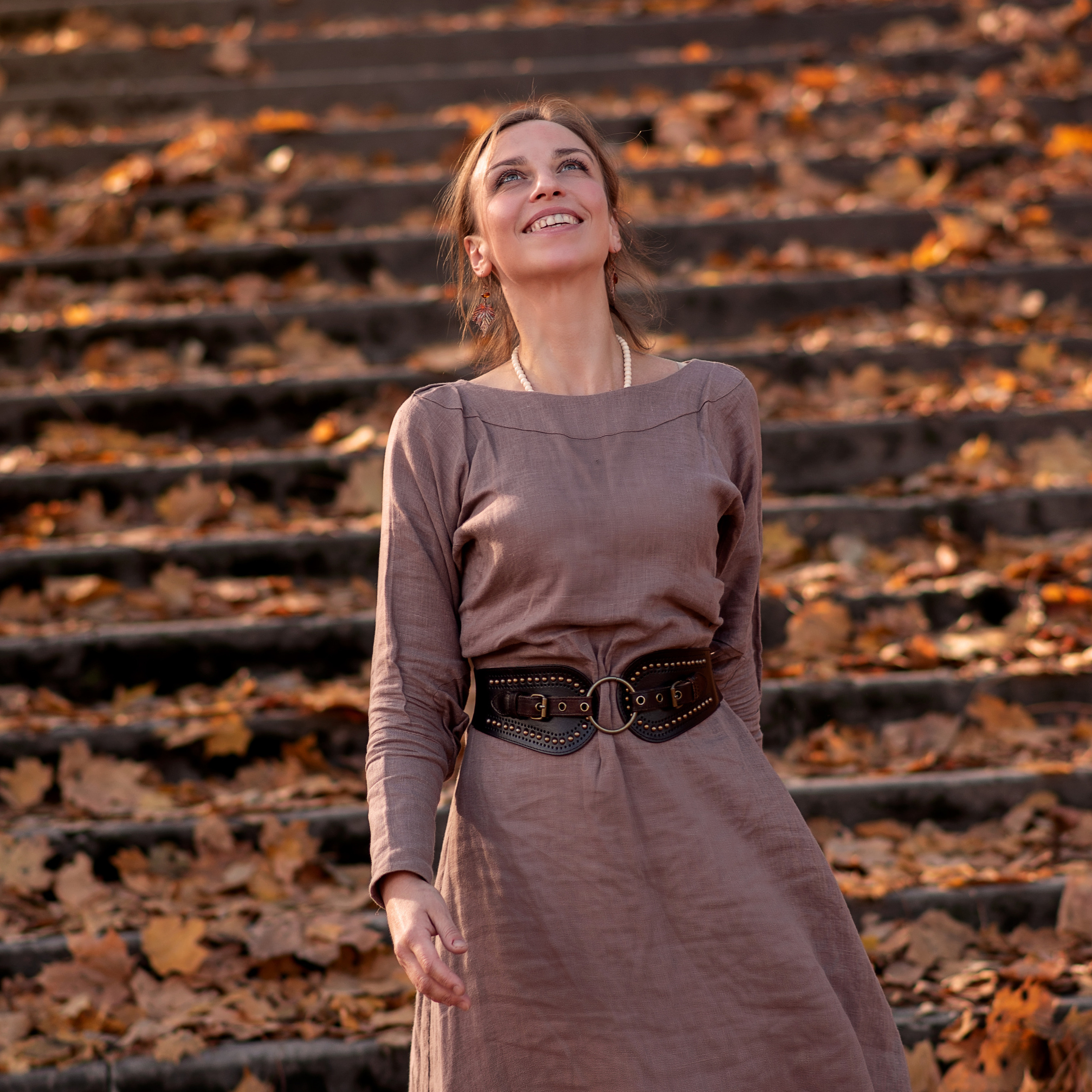 Ира фотосессия с огнем на Гатчине. Фотографы в Орле Шестопаловы Юлия и Юрий