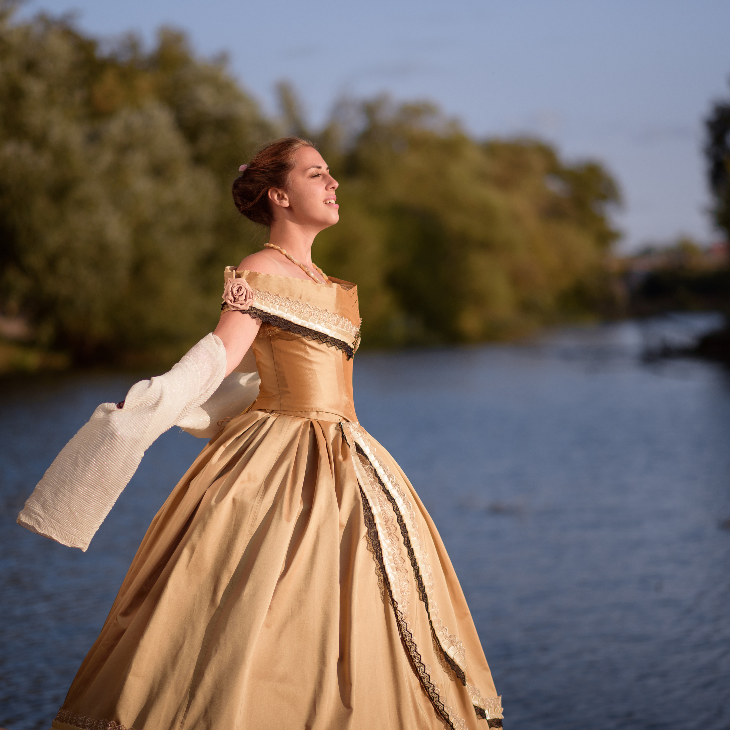 Светлана фотосессия в исторических платьях. Фотографы в Орле Шестопаловы Юлия и Юрий