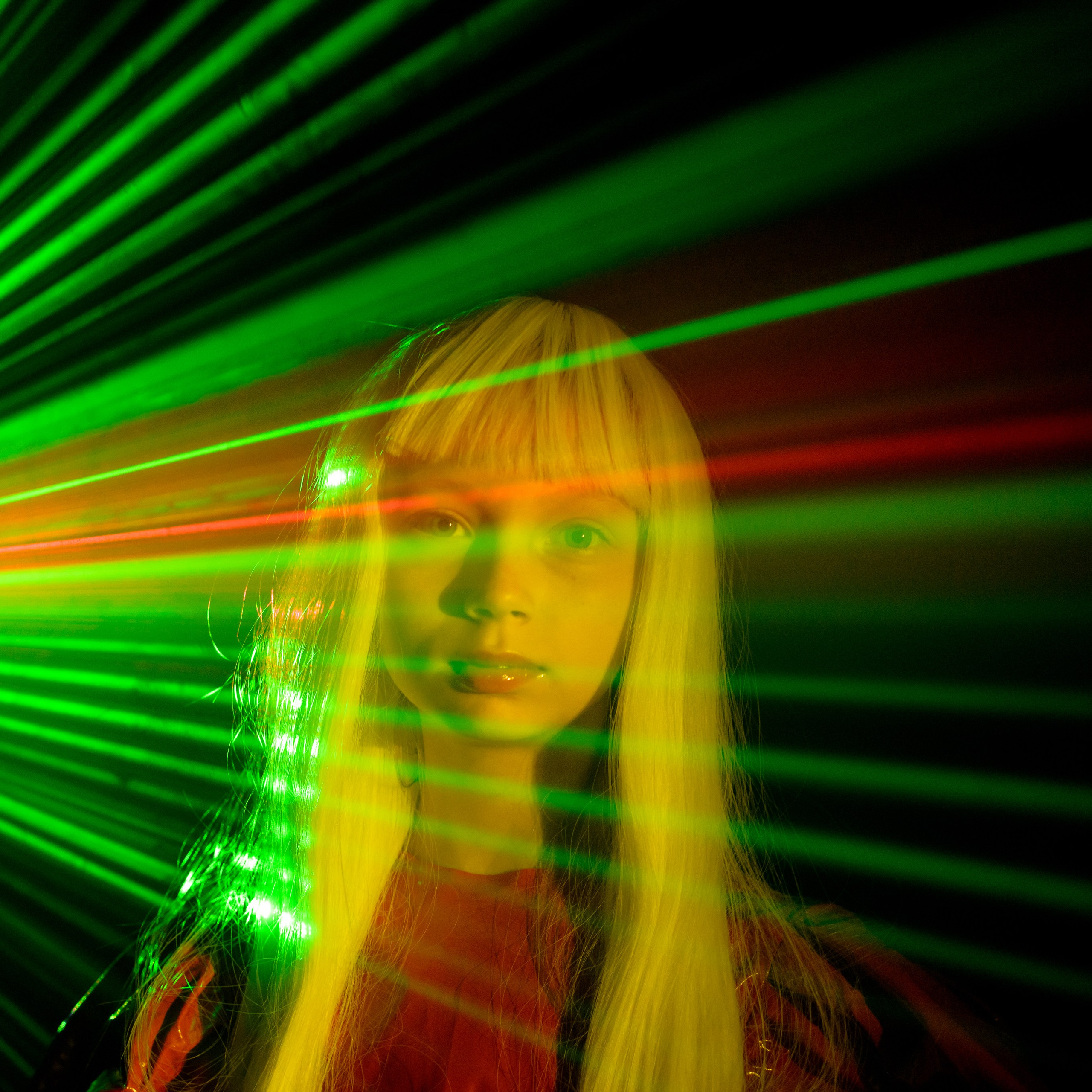 Иванна съемка с лазером. Фотографы в Орле Шестопаловы Юлия и Юрий