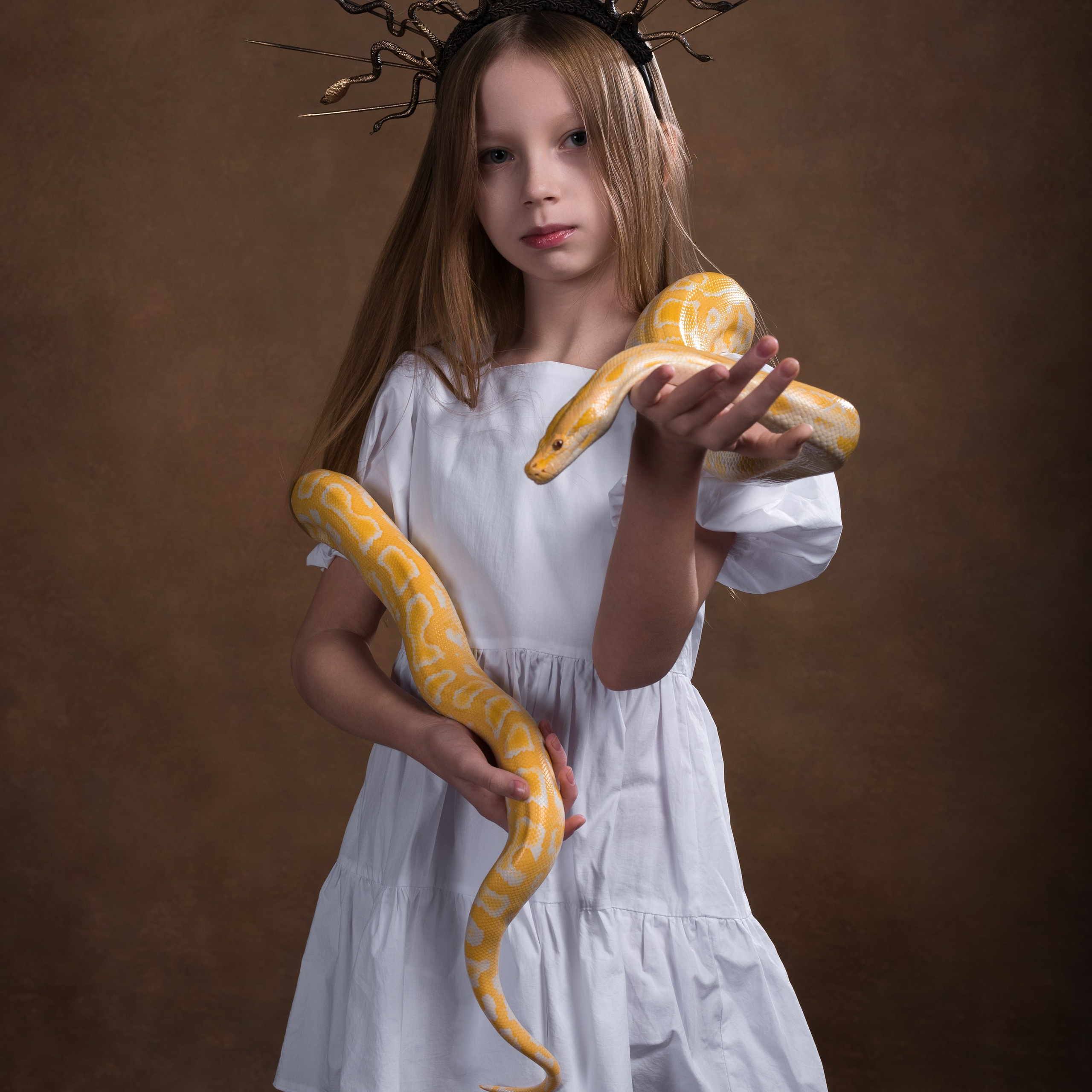 Иванна и змея. Фотографы в Орле Шестопаловы Юлия и Юрий