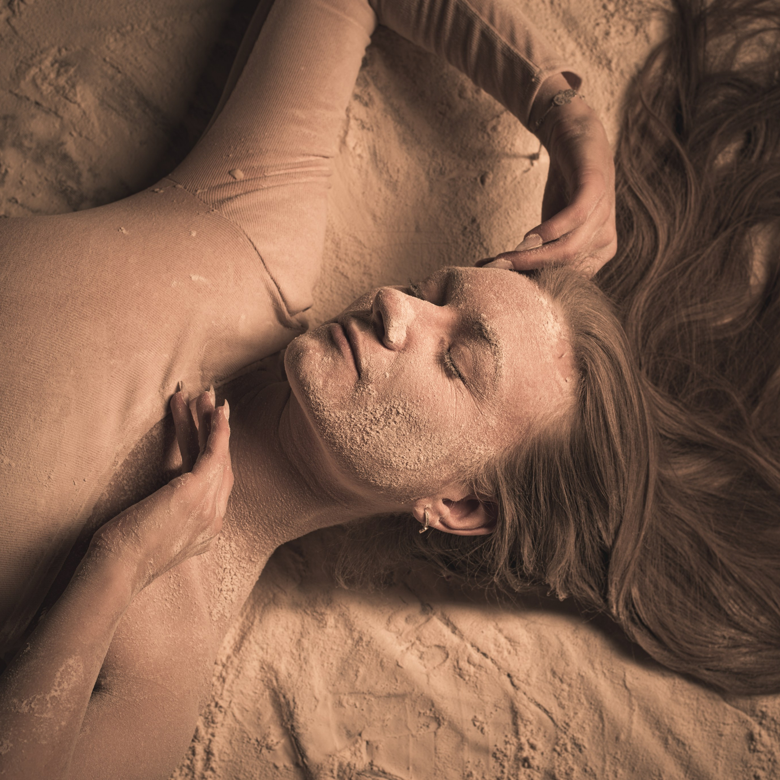 Валерия фотосессия с мукой. Фотографы в Орле Шестопаловы Юлия и Юрий