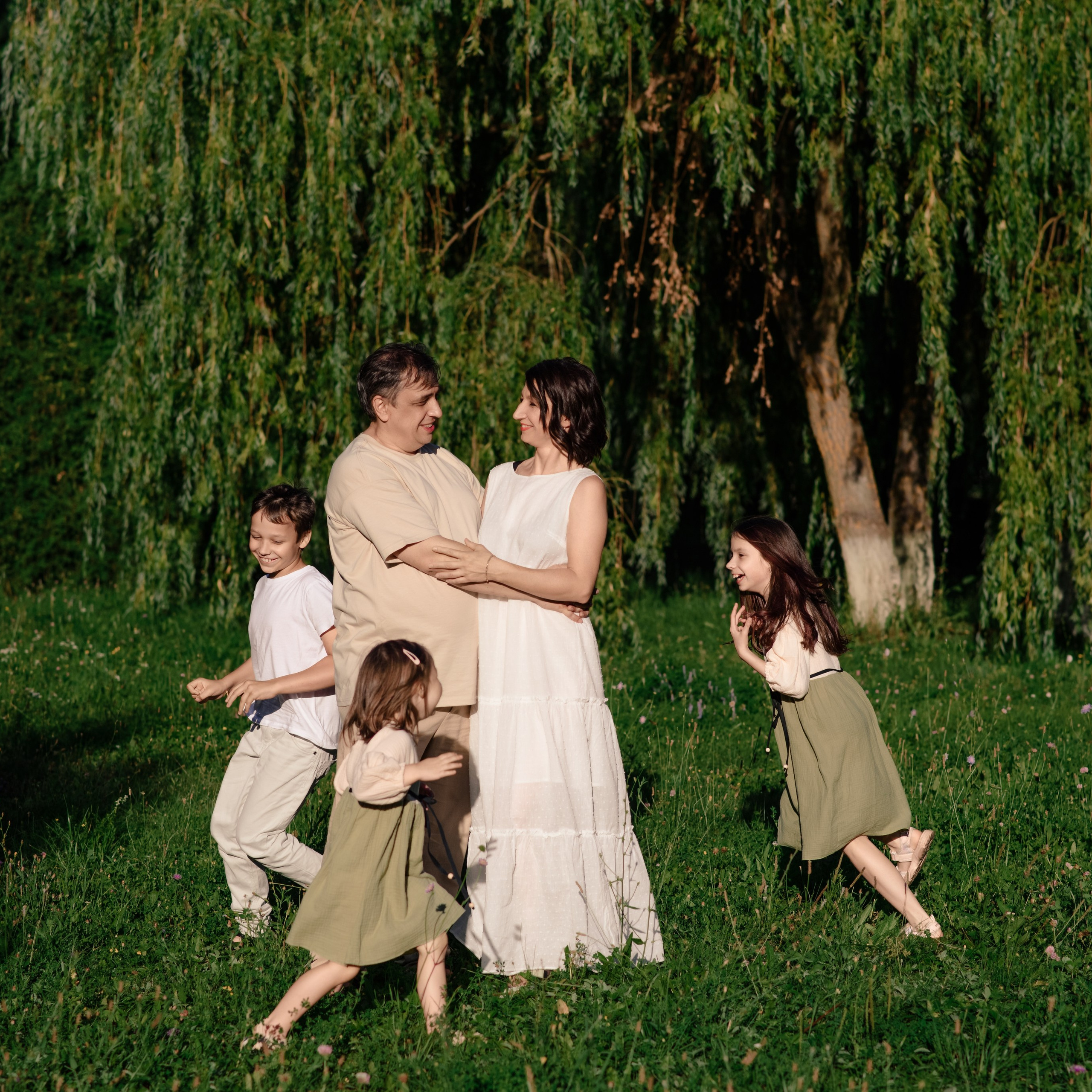 Евгения, Алексей, Маша, Иван и Ксюша. Фотографы в Орле Шестопаловы Юлия и Юрий