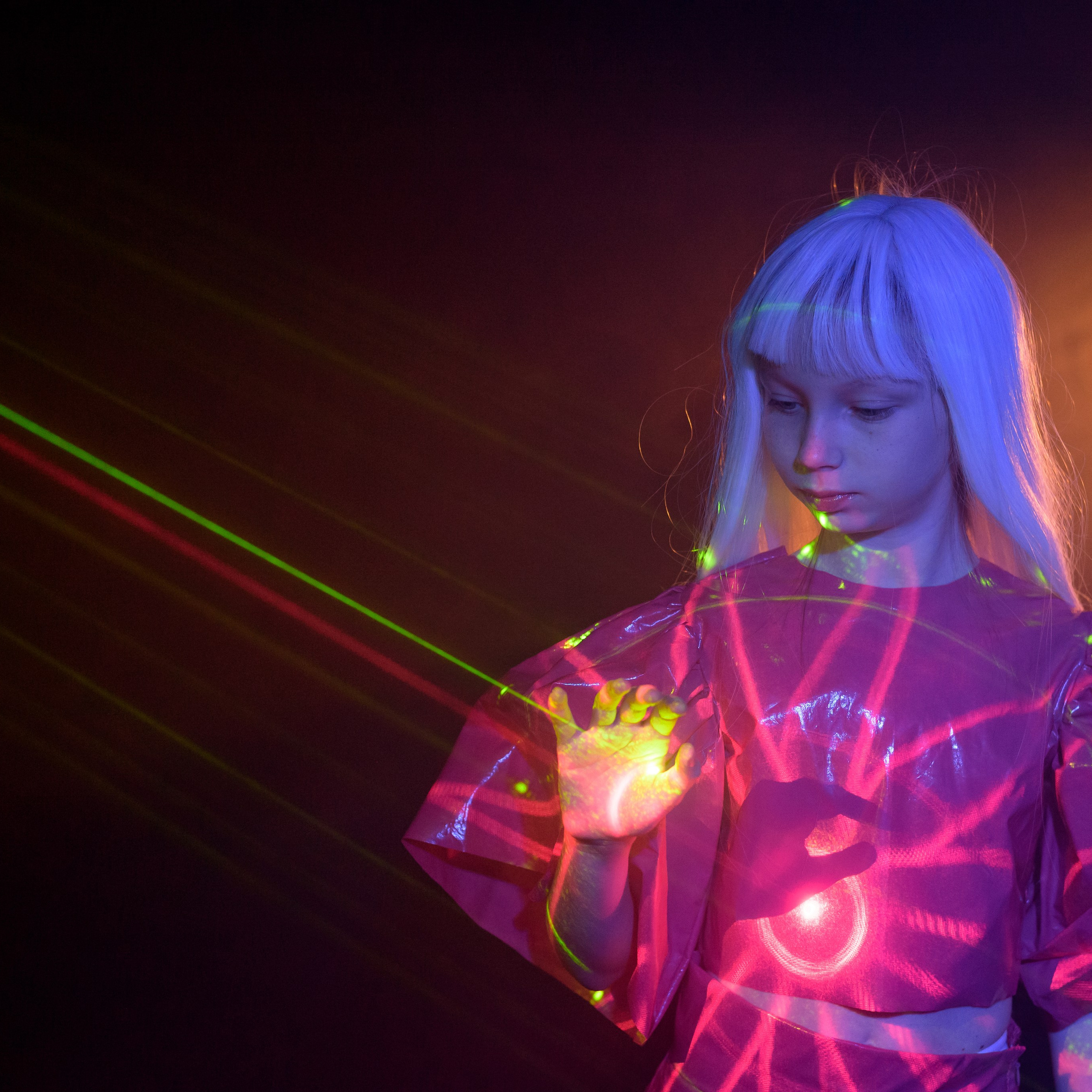 Иванна съемка с лазером. Фотографы в Орле Шестопаловы Юлия и Юрий