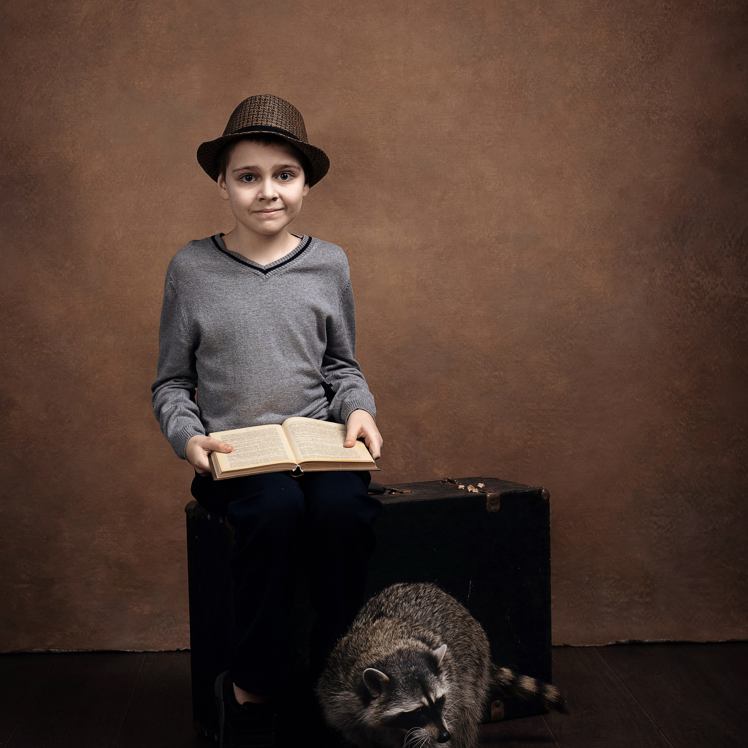 Фотосессия с енотом