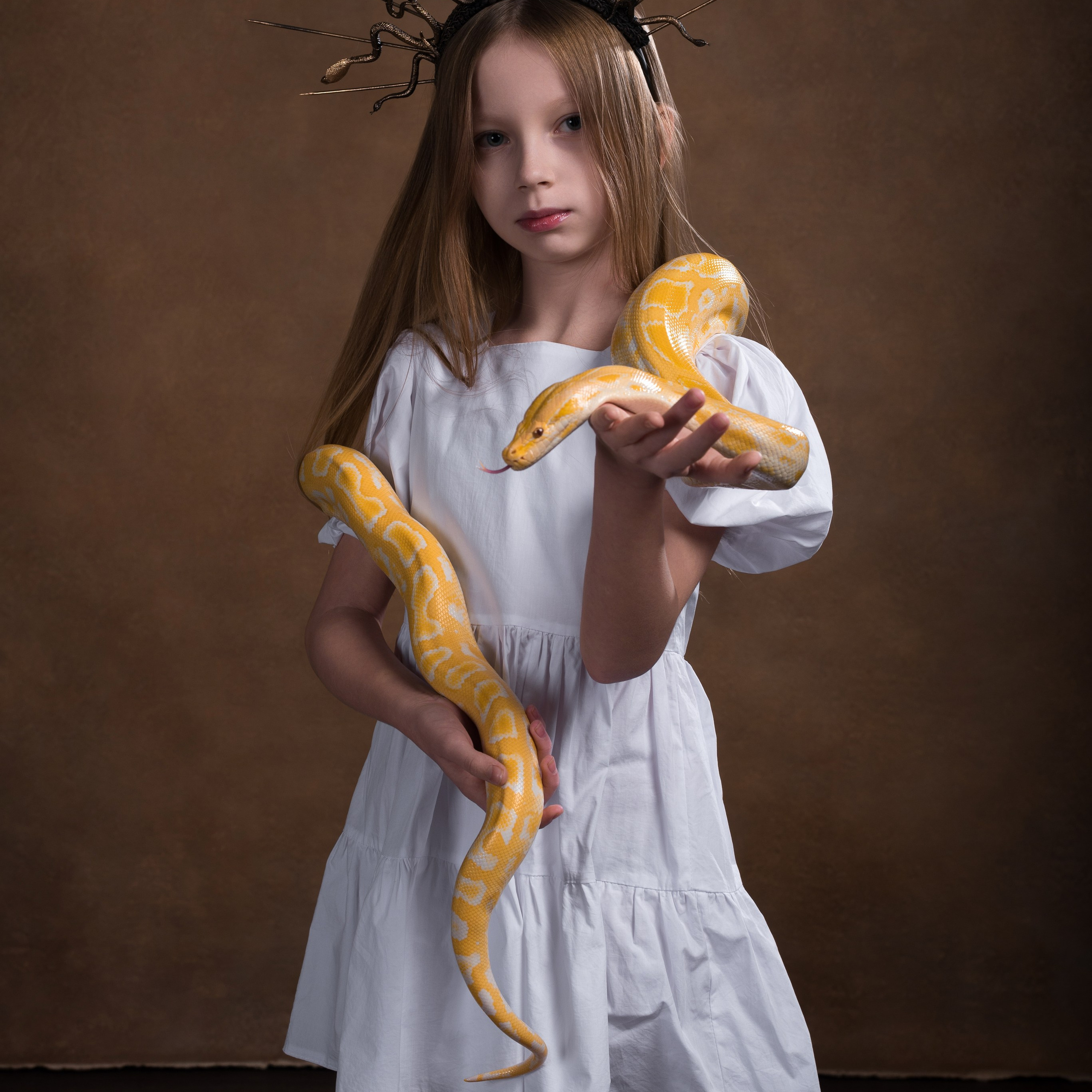 Иванна и змея. Фотографы в Орле Шестопаловы Юлия и Юрий