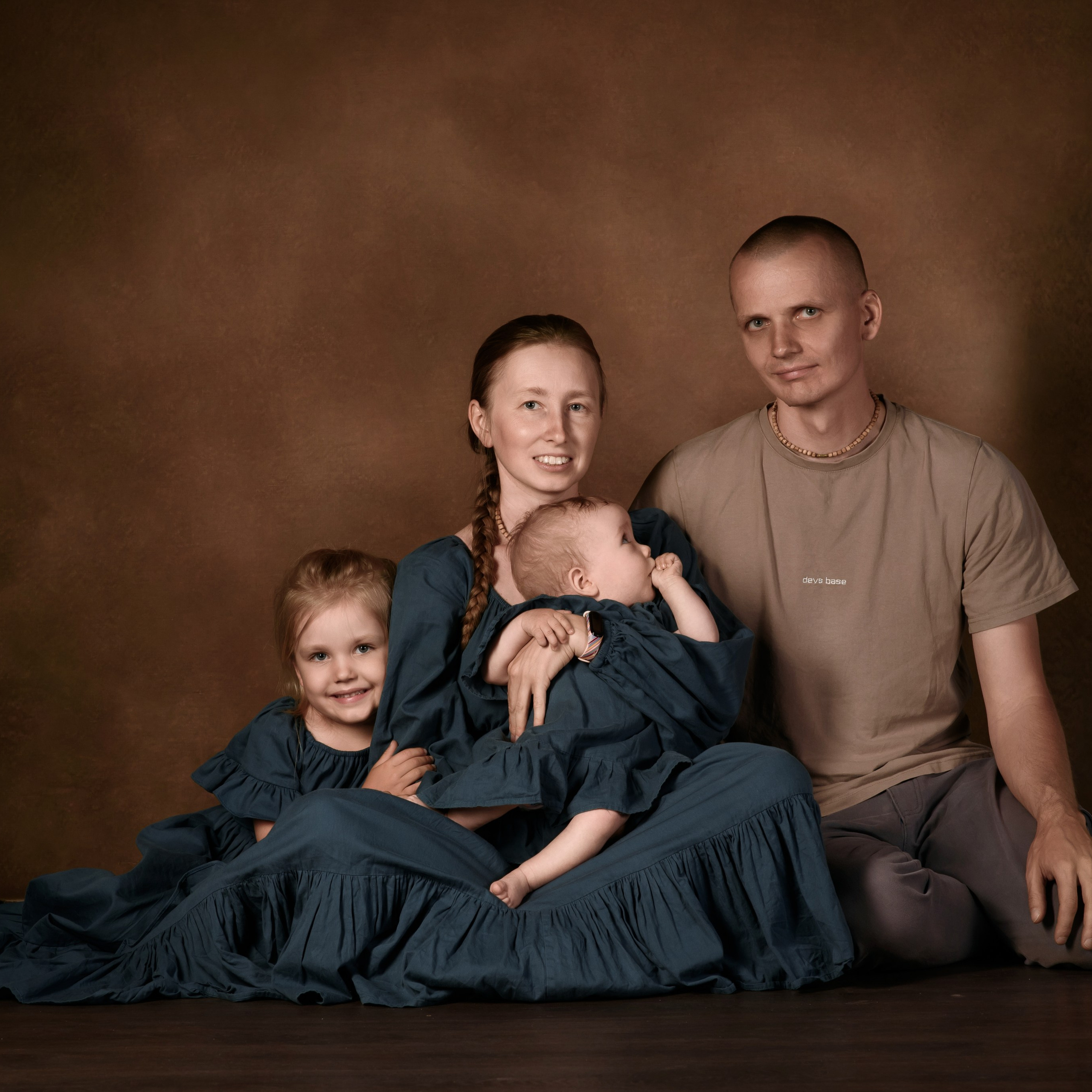 Катя, Алексей, Дана и Василиса. Фотографы в Орле Шестопаловы Юлия и Юрий