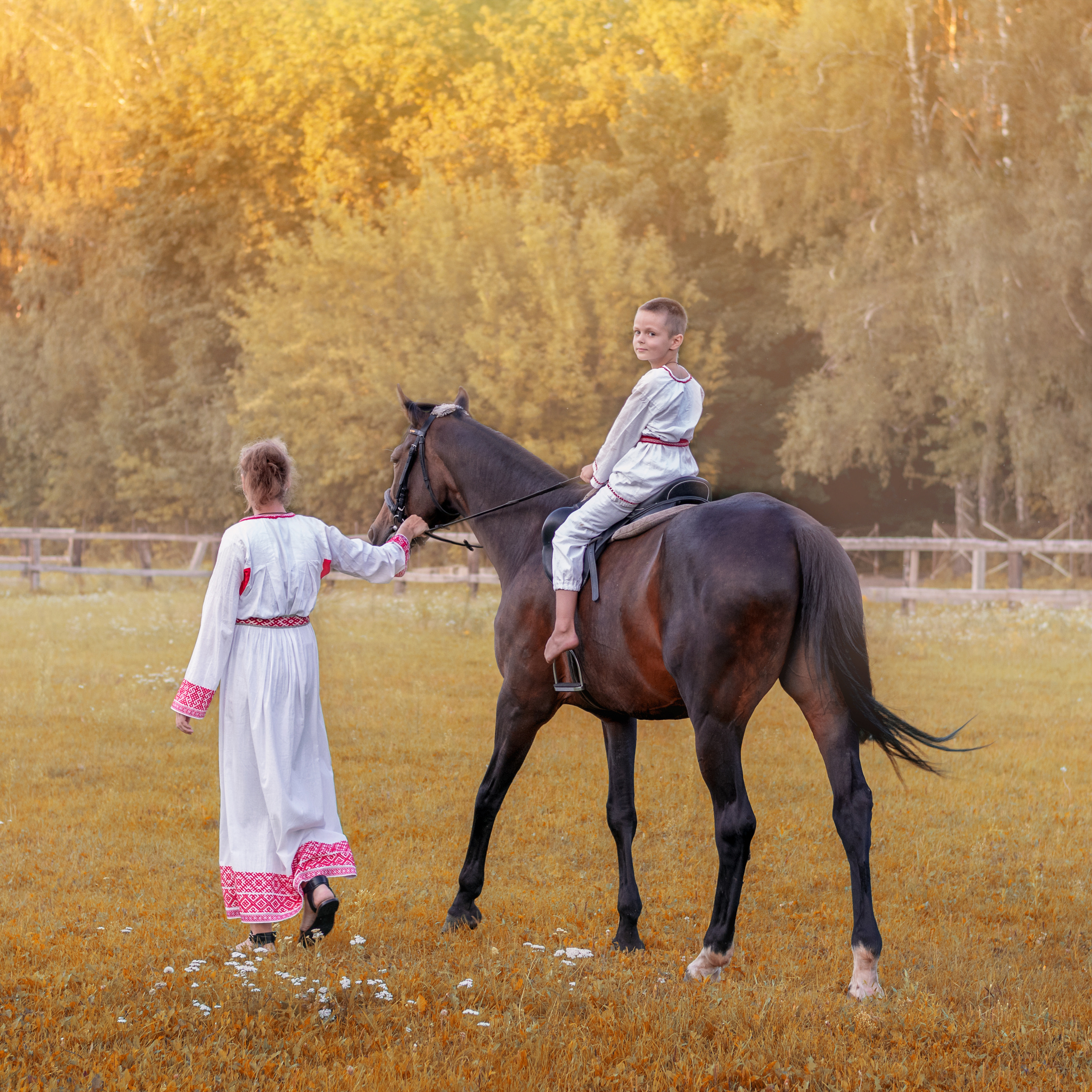 Семейная фотосессия с лошадьми. Фотографы в Орле Шестопаловы Юлия и Юрий