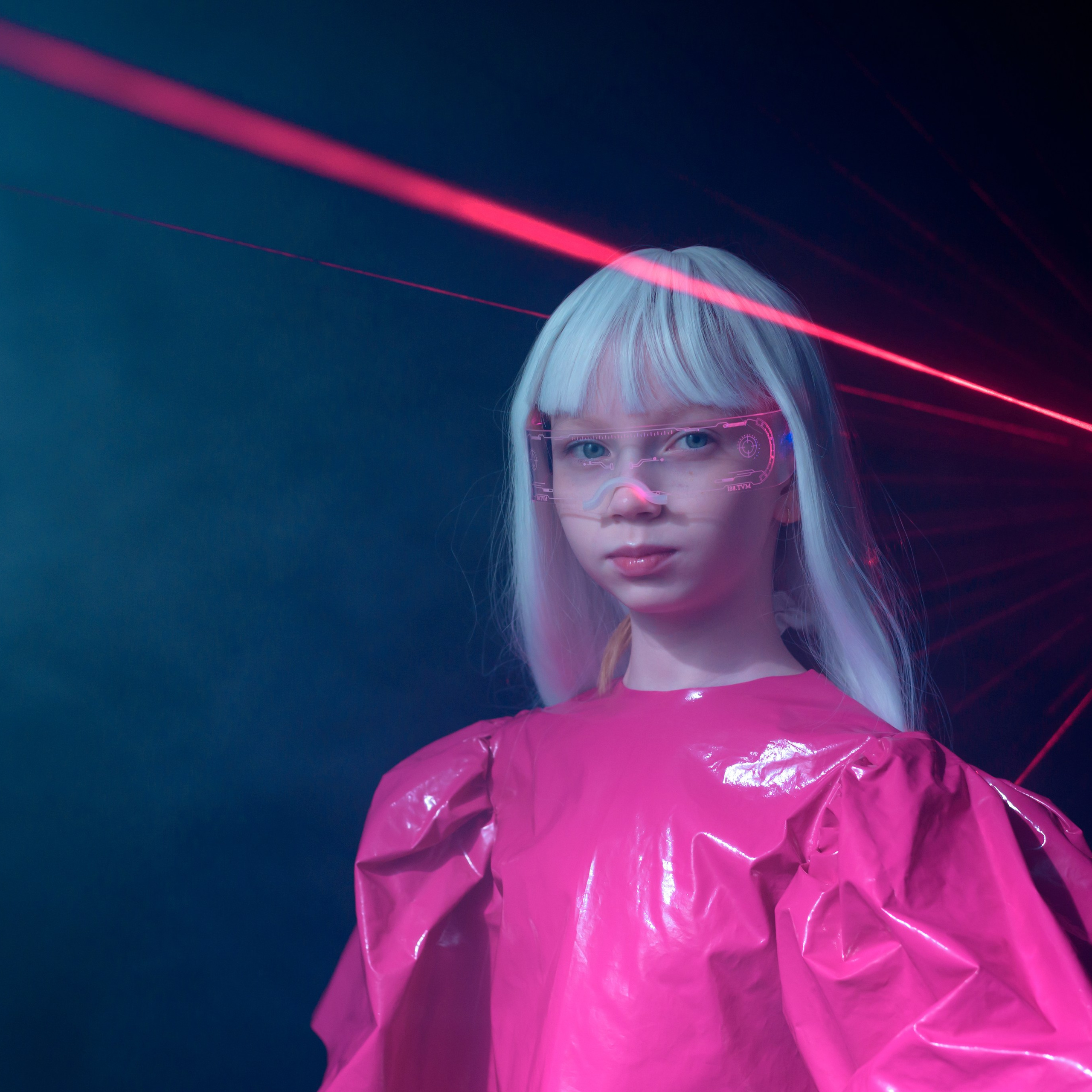 Иванна съемка с лазером. Фотографы в Орле Шестопаловы Юлия и Юрий