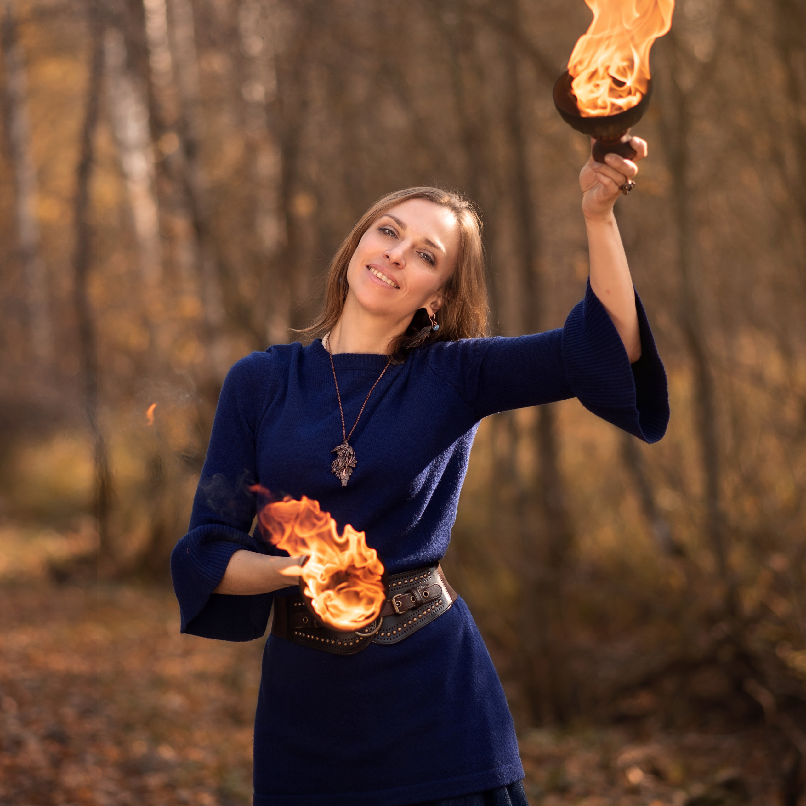 Ира фотосессия с огнем на Гатчине. Фотографы в Орле Шестопаловы Юлия и Юрий