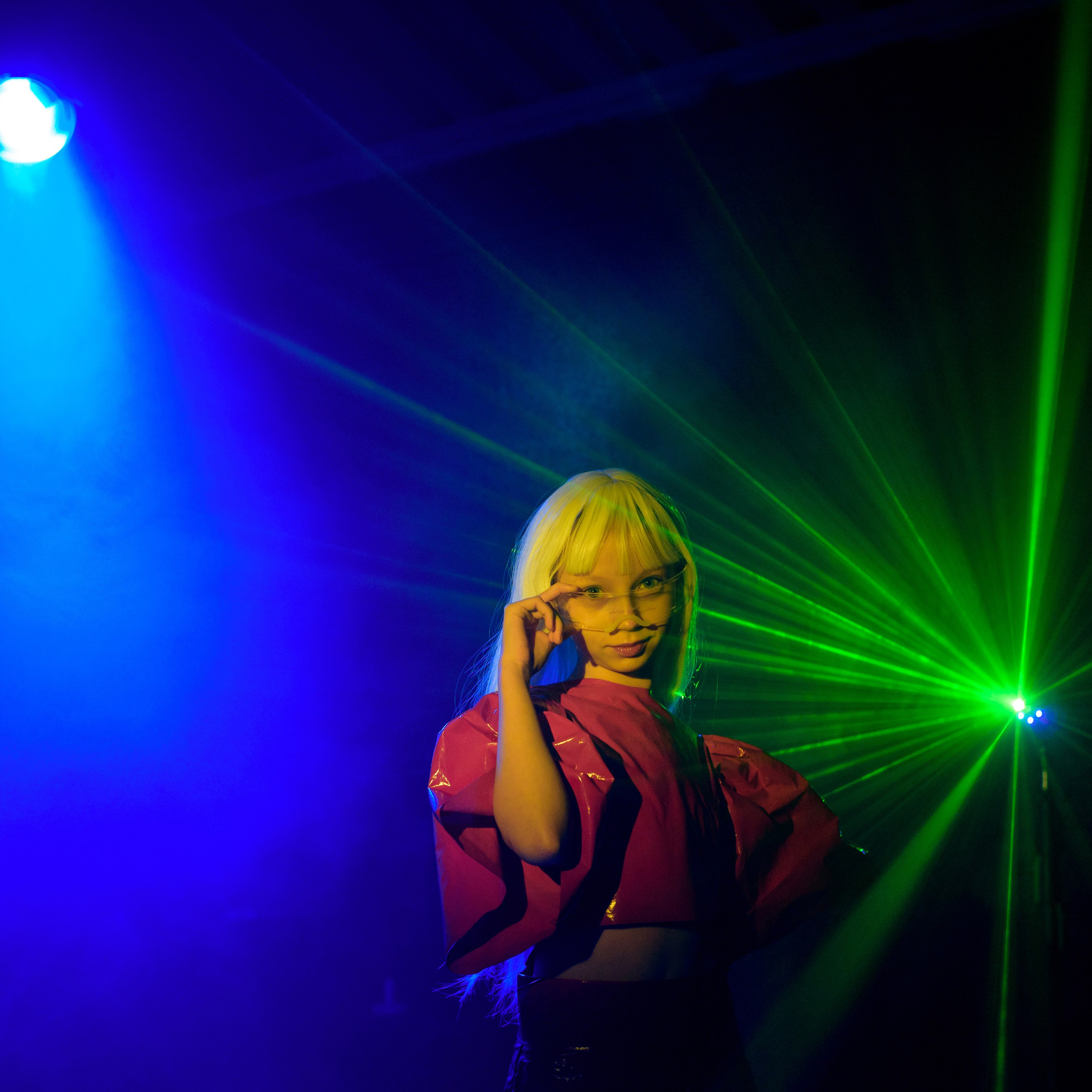 Иванна съемка с лазером. Фотографы в Орле Шестопаловы Юлия и Юрий