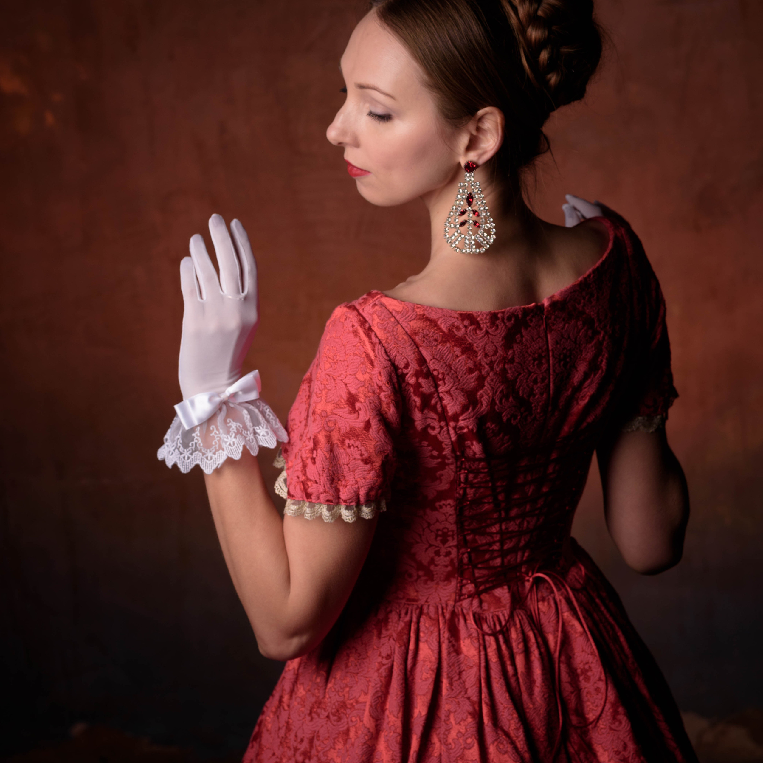 Юлия в историческом платье. Фотографы в Орле Шестопаловы Юлия и Юрий