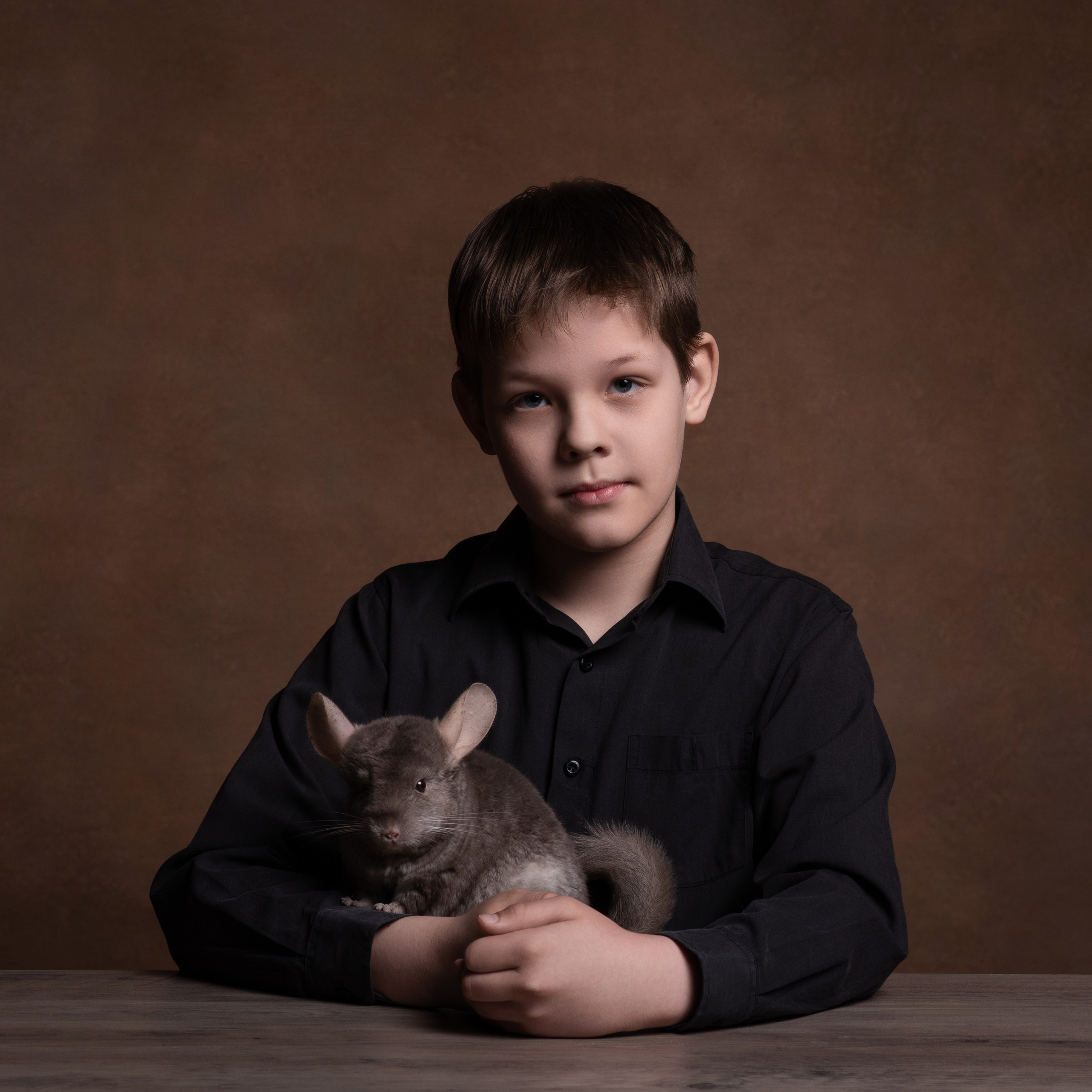 Владимир — фотосессия с шиншиллой. Фотографы в Орле Шестопаловы Юлия и Юрий