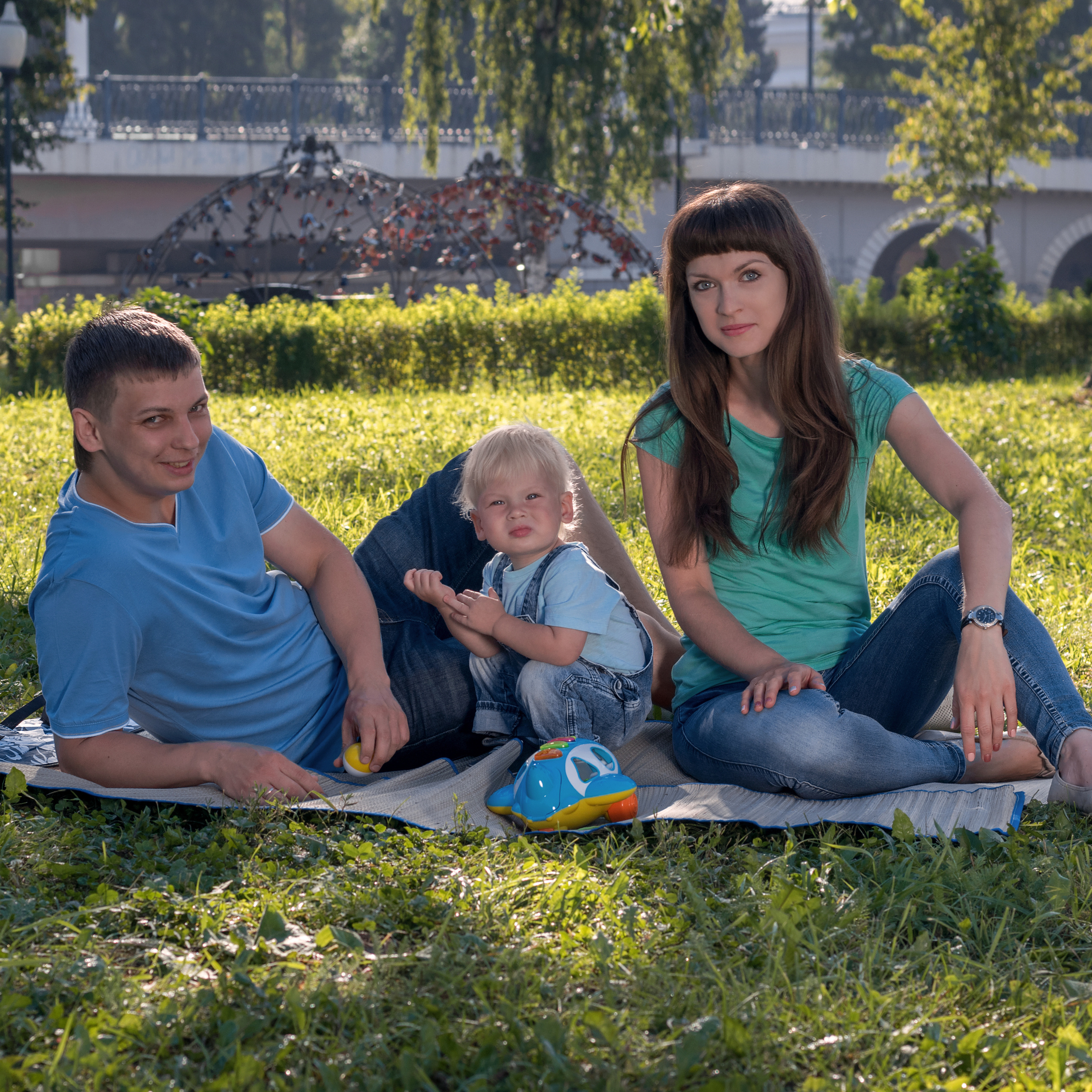 Викентий, Катя и Викентий — семейные фотосессии дома и на улице