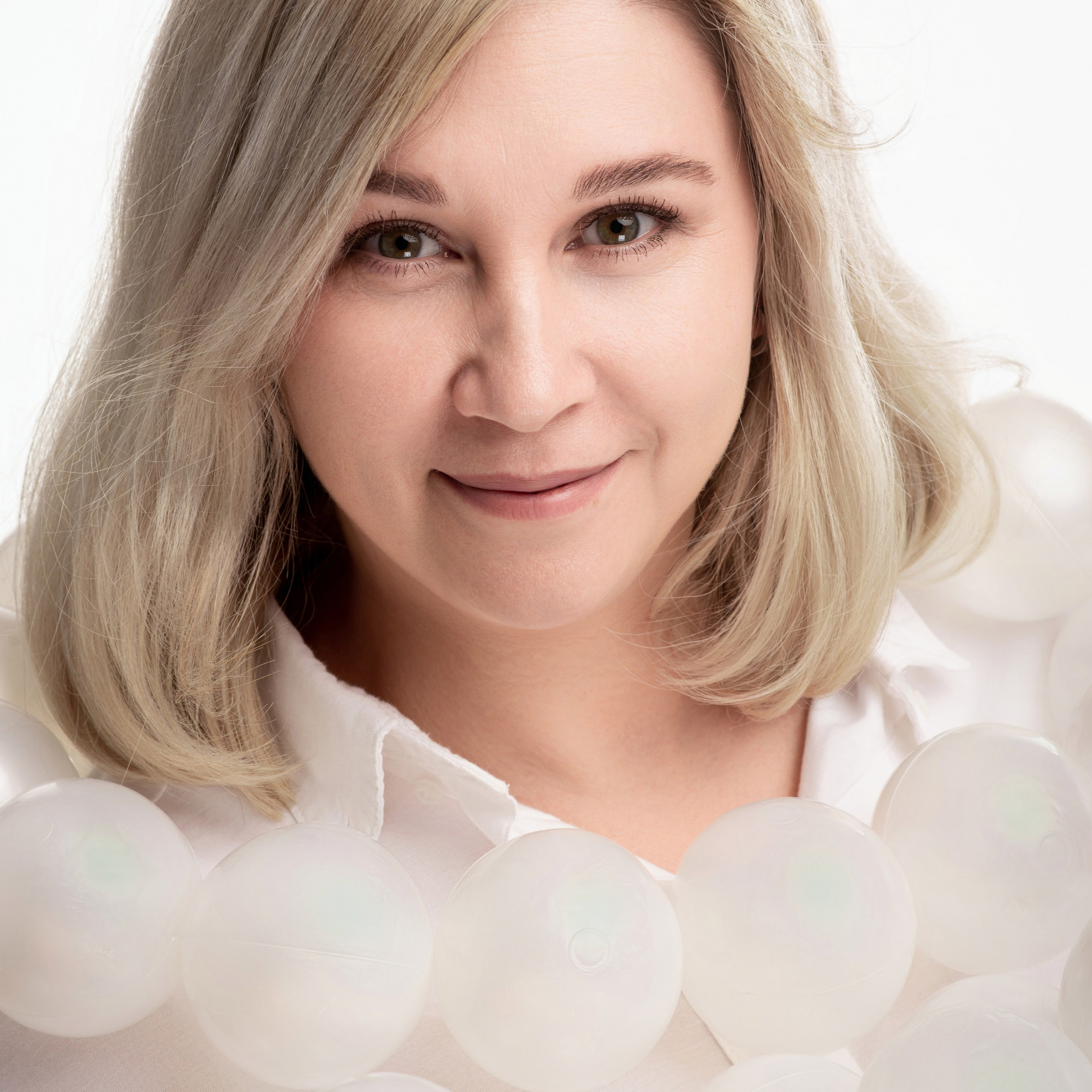 Женская фотосессия в студии