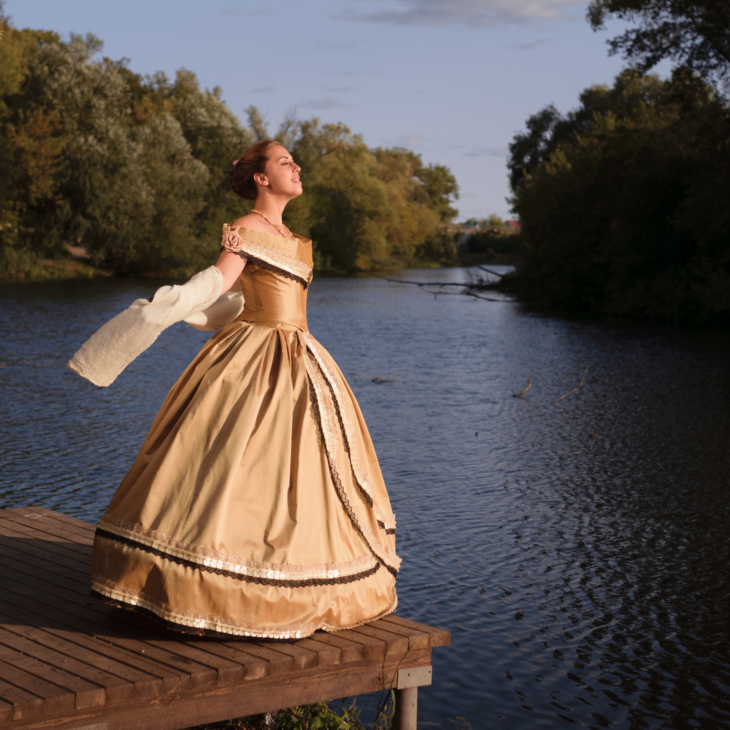 Светлана фотосессия в исторических платьях. Фотографы в Орле Шестопаловы Юлия и Юрий