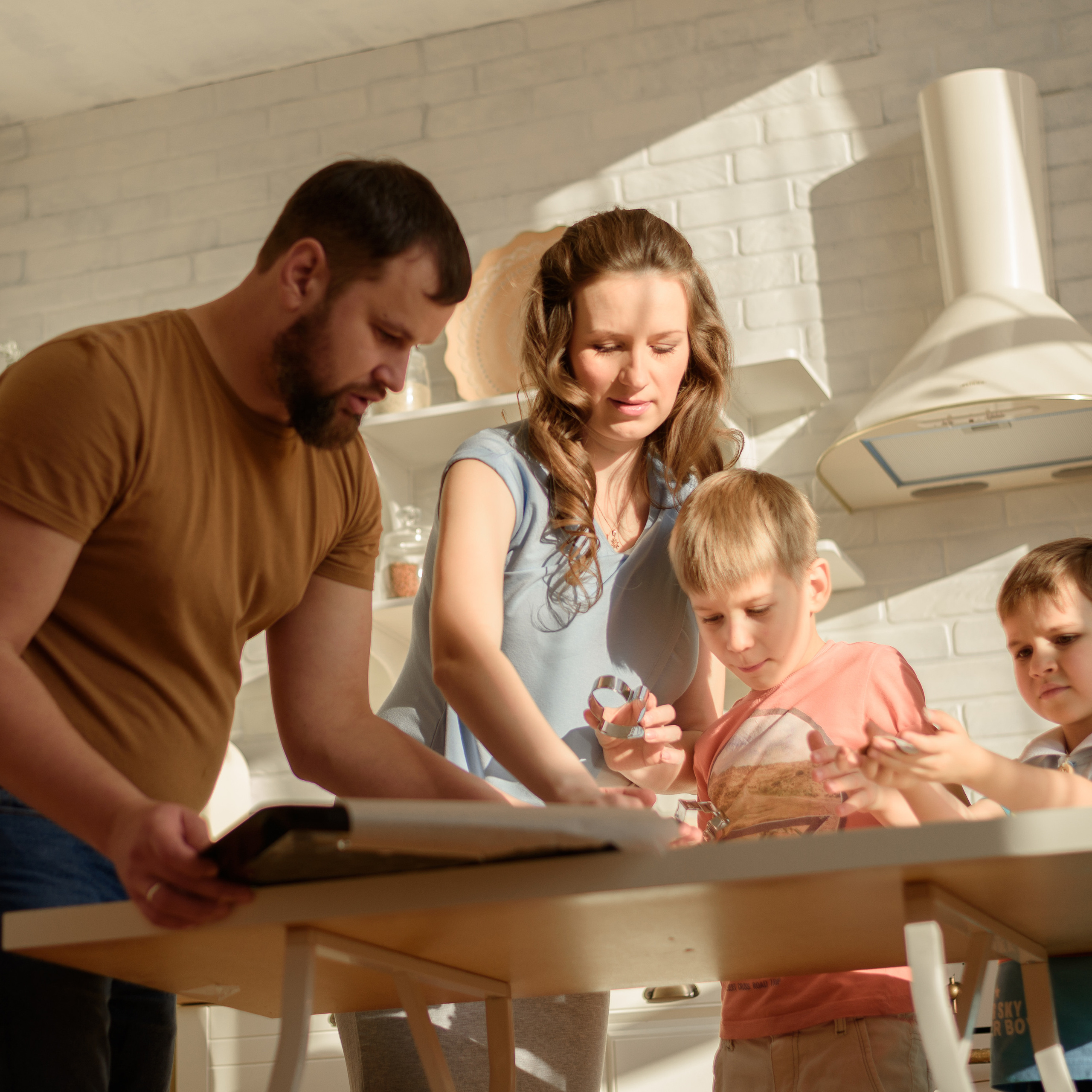 Оля, Николай, Святослав, Всеволод. Фотографы в Орле Шестопаловы Юлия и Юрий