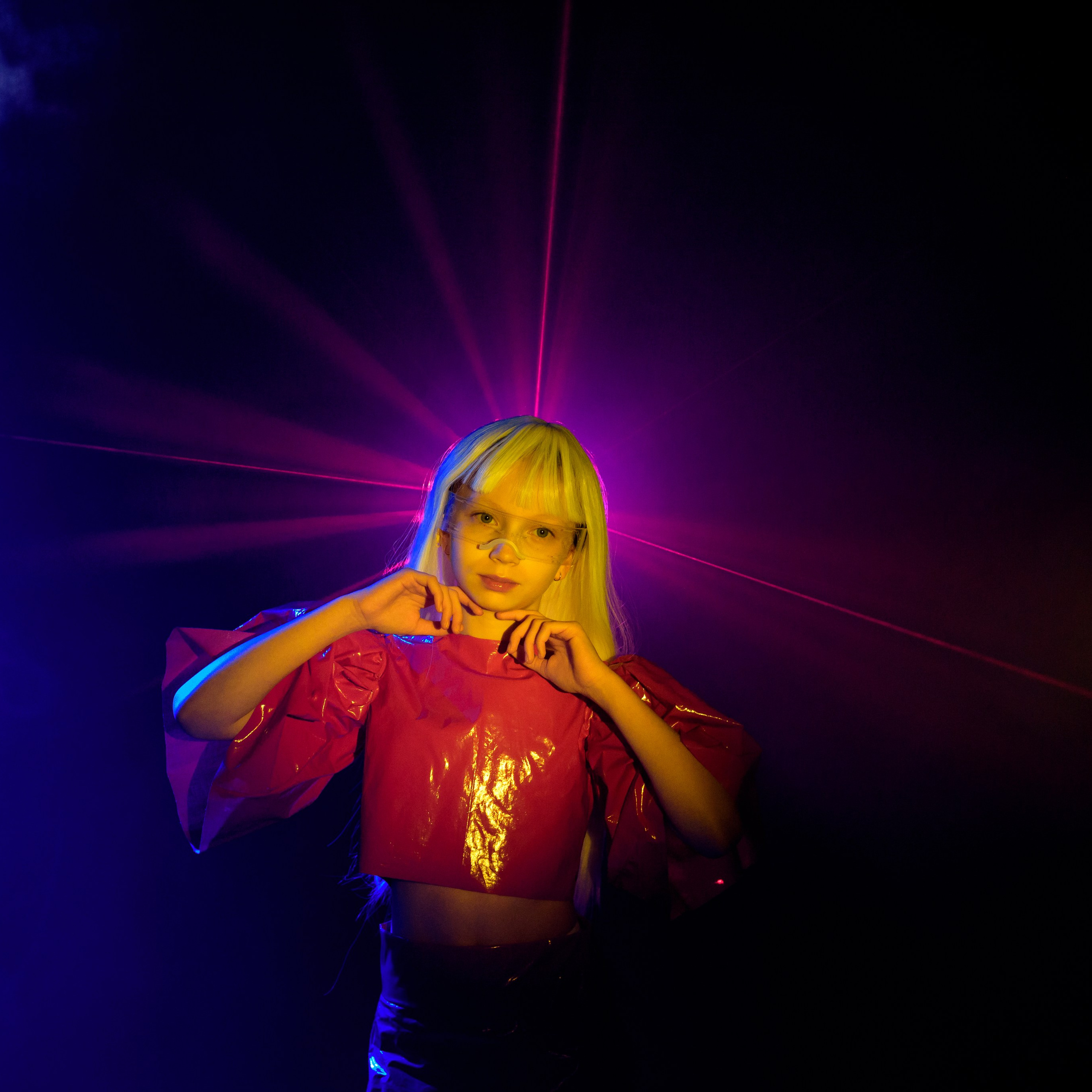 Иванна съемка с лазером. Фотографы в Орле Шестопаловы Юлия и Юрий