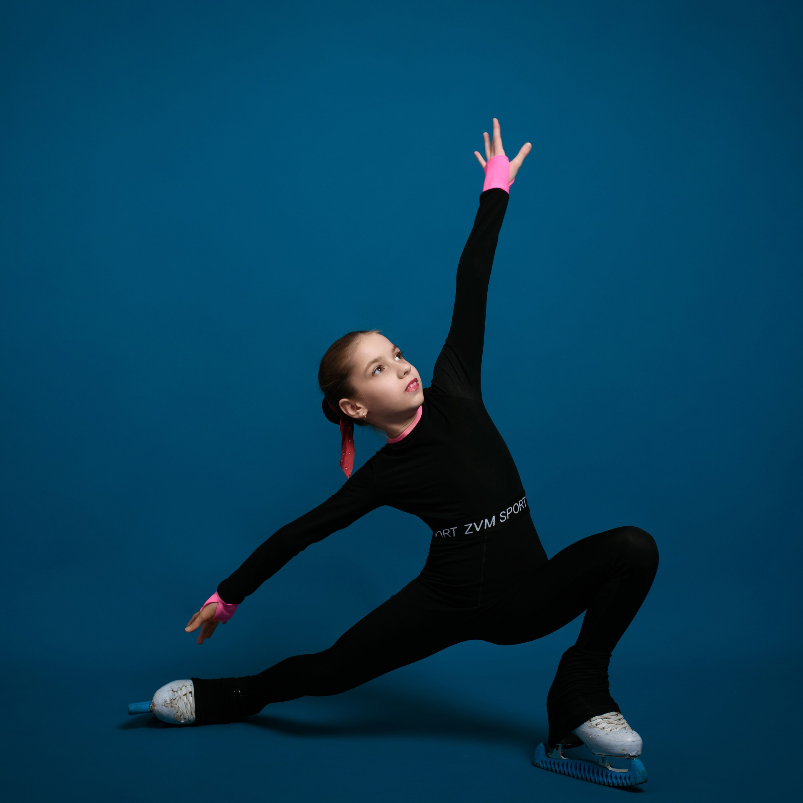 Фотосессия с коньками в студии