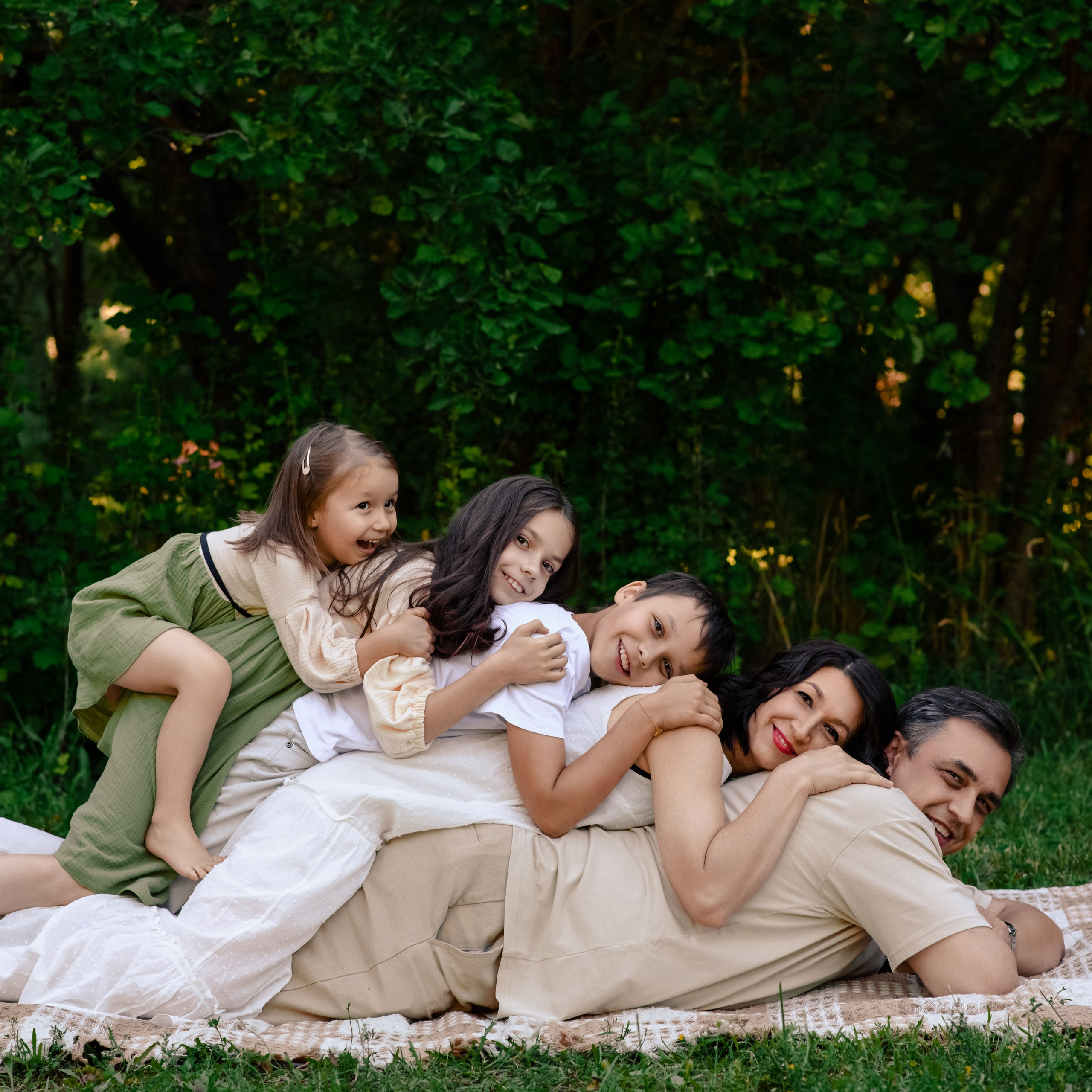 Евгения, Алексей, Маша, Иван и Ксюша. Фотографы в Орле Шестопаловы Юлия и Юрий