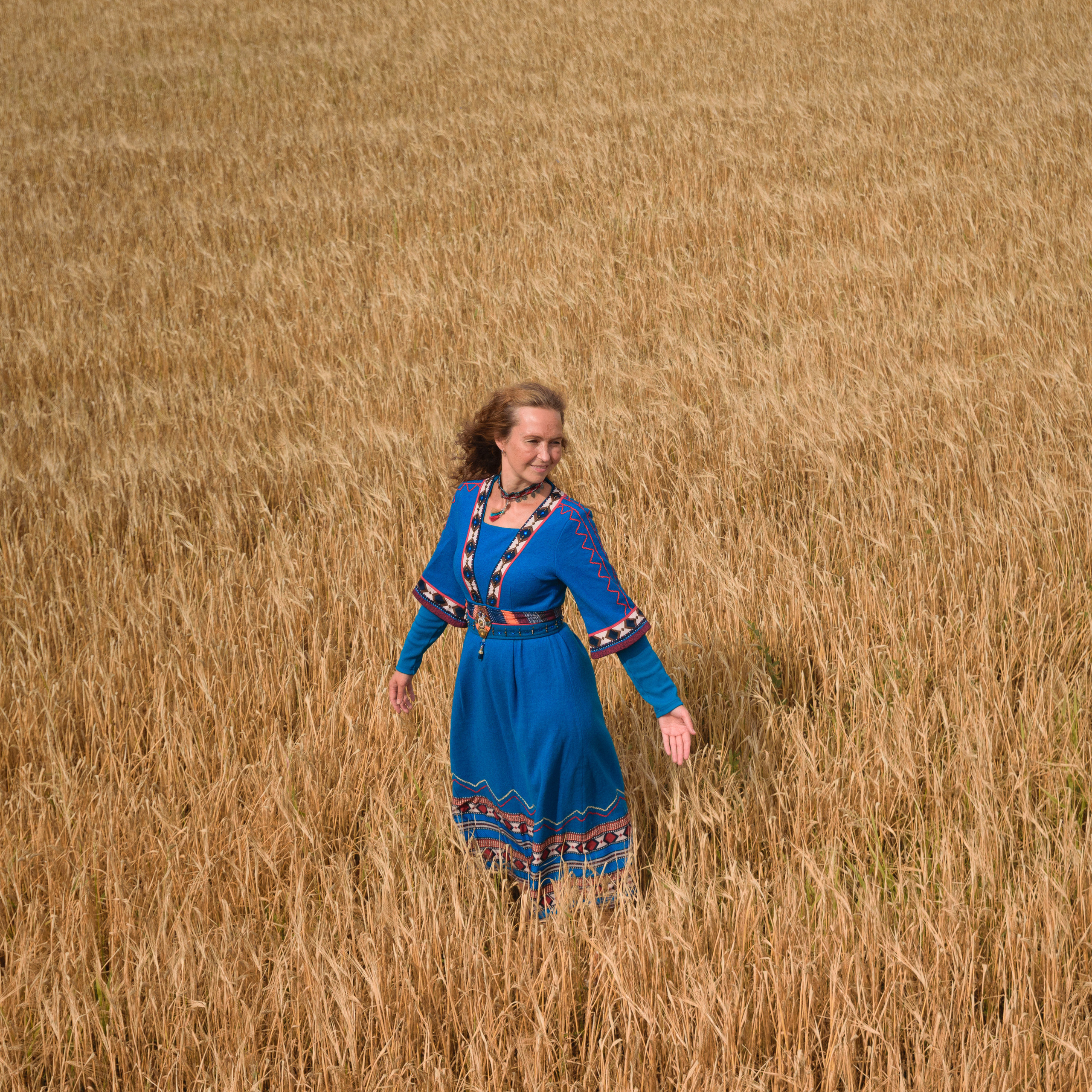 Евгения фотосессия на природе. Фотографы в Орле Шестопаловы Юлия и Юрий