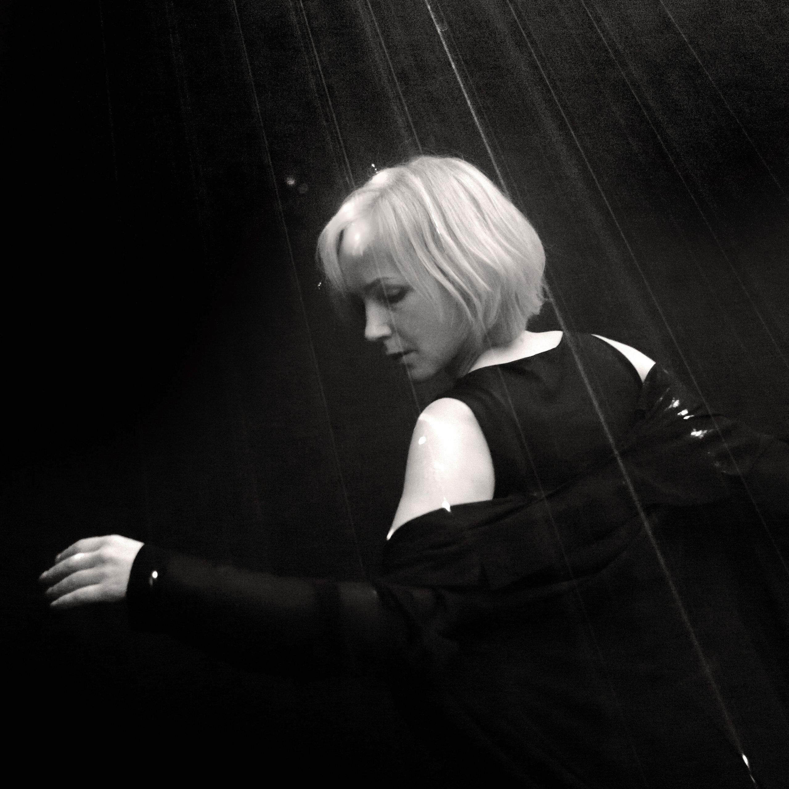 Женя съемка с лазером. Фотографы в Орле Шестопаловы Юлия и Юрий