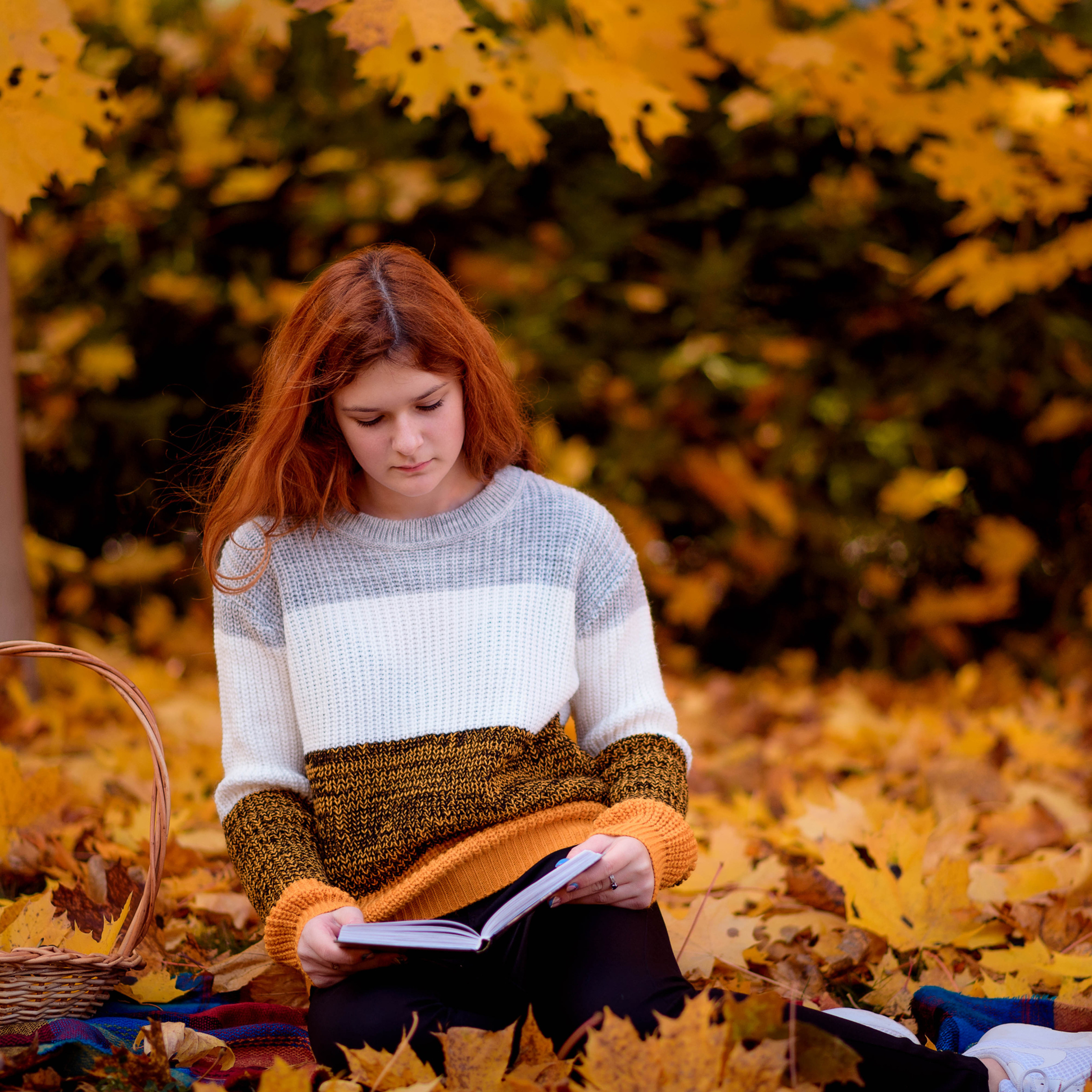 Катя -осенняя фотосессия. Фотографы в Орле Шестопаловы Юлия и Юрий