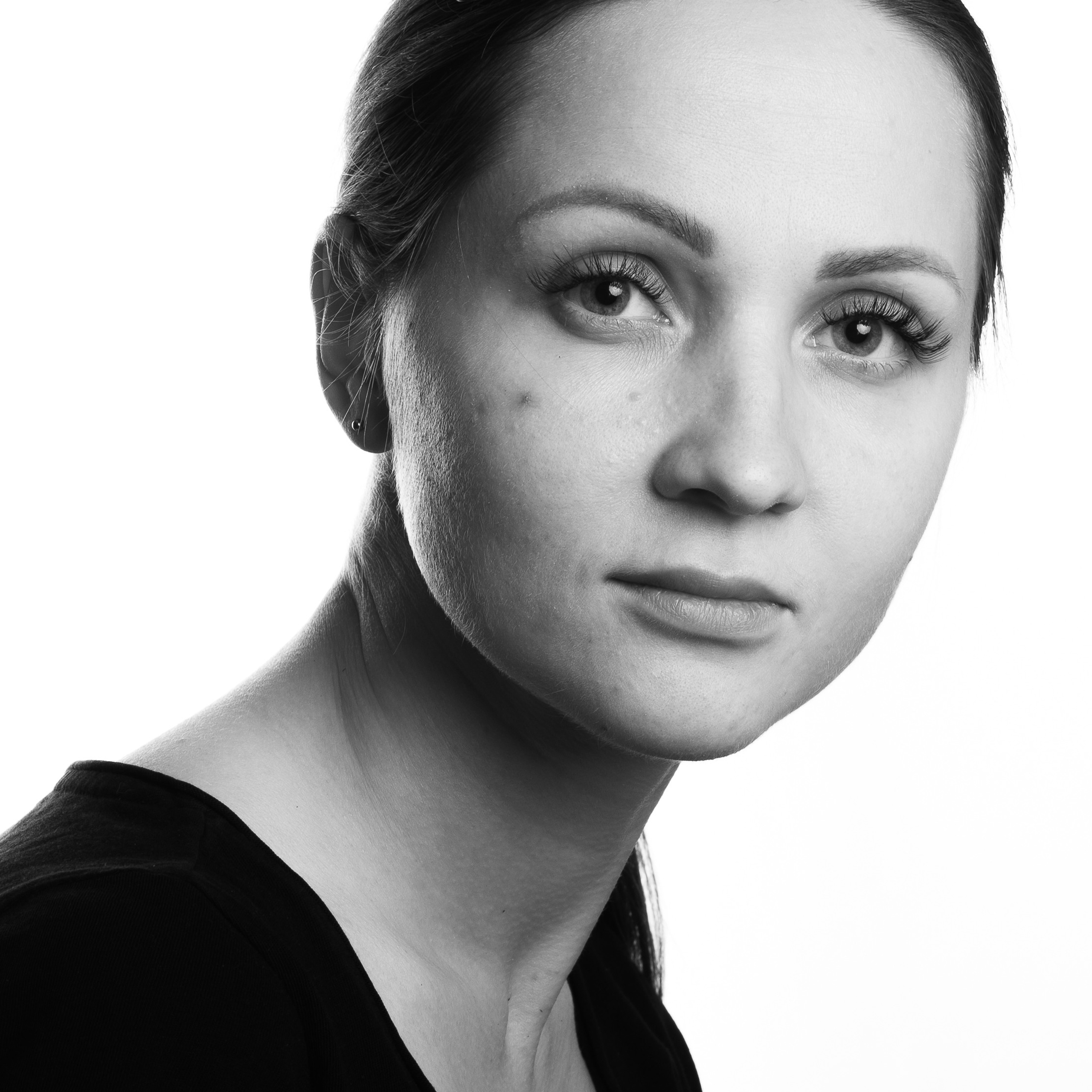 Белый фон. Фотографы в Орле Шестопаловы Юлия и Юрий