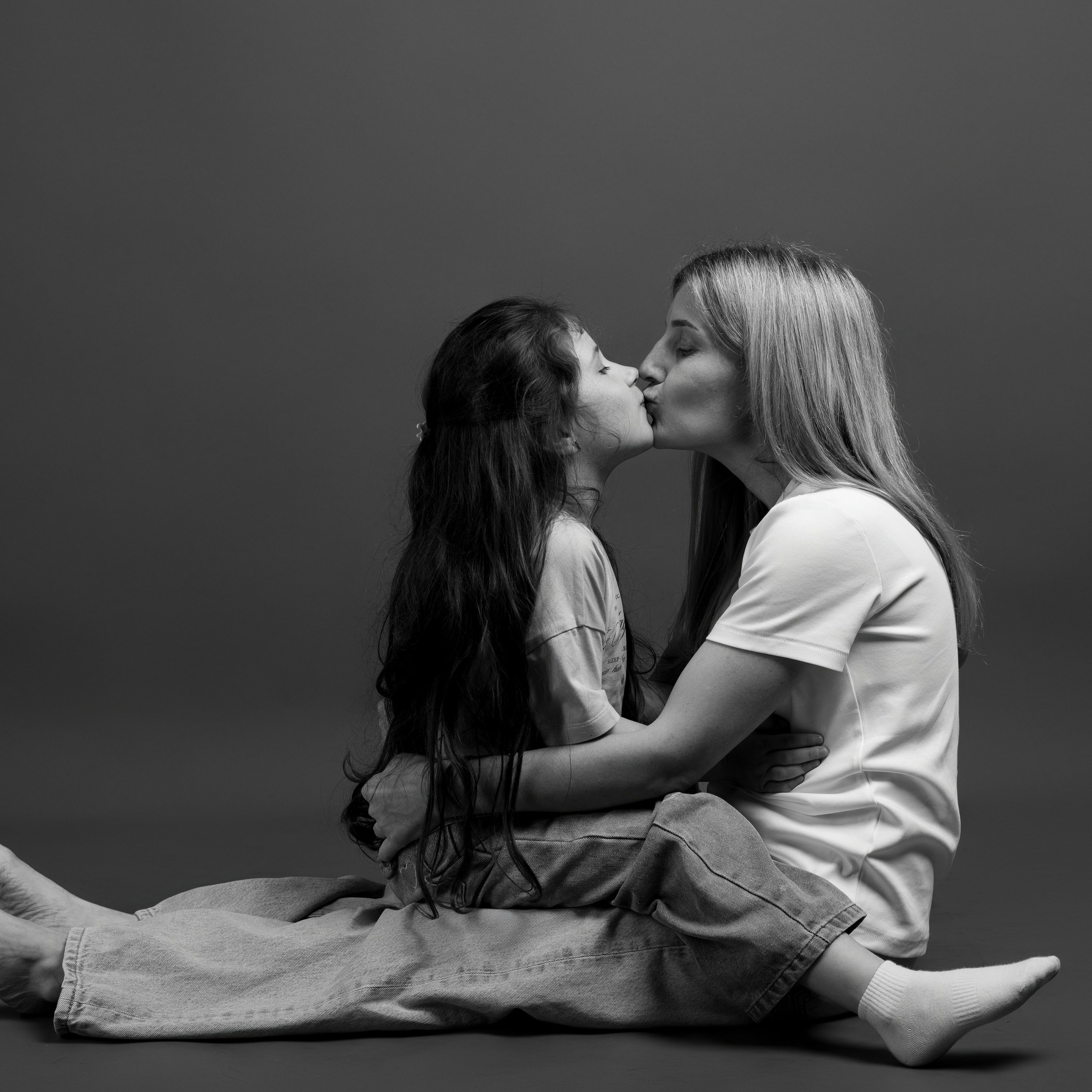 Семейная фотосессия для Ирины в студии. Профессиональный портретный фотограф в Орле Шестопалова Юлия