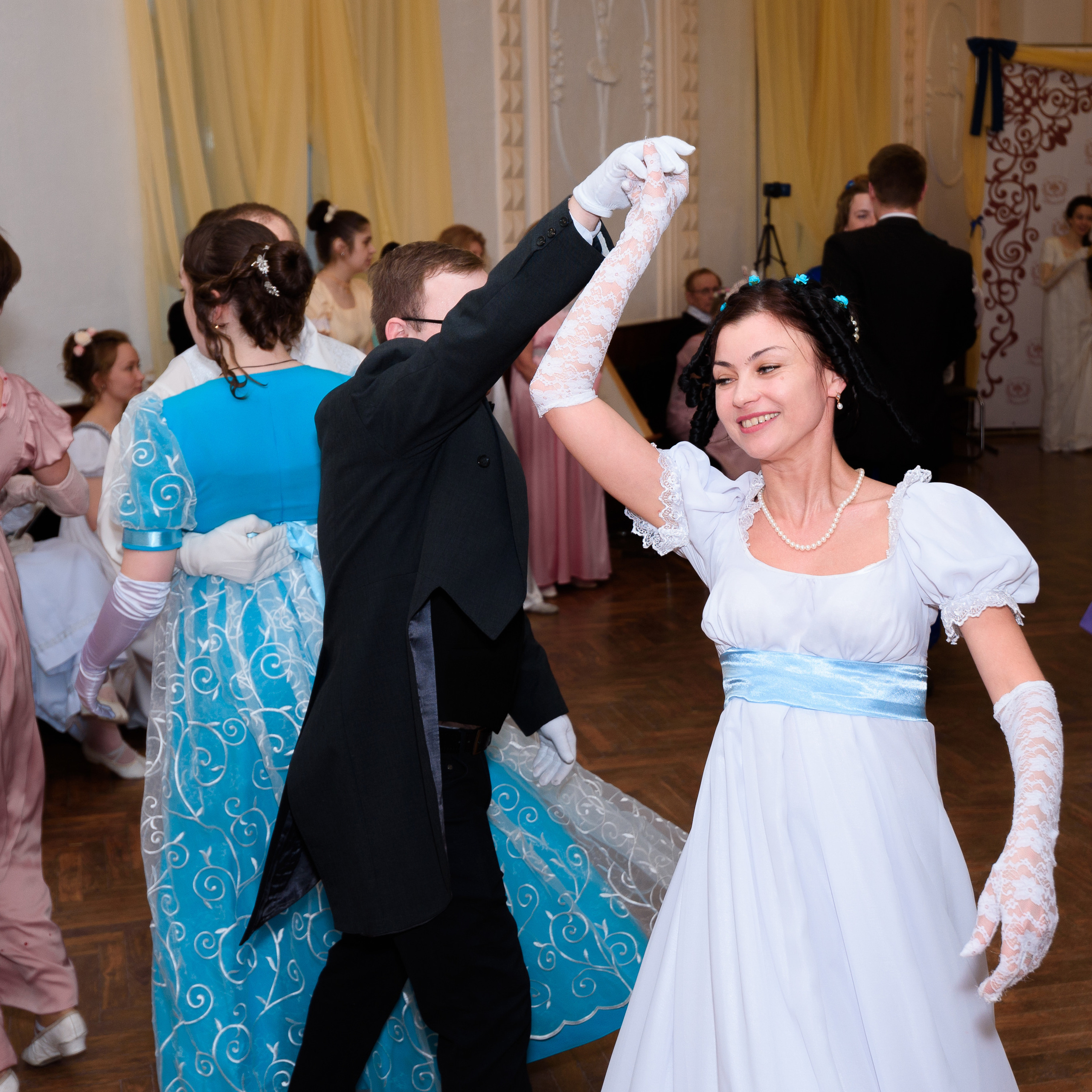 Бал. Фотографы в Орле Шестопаловы Юлия и Юрий