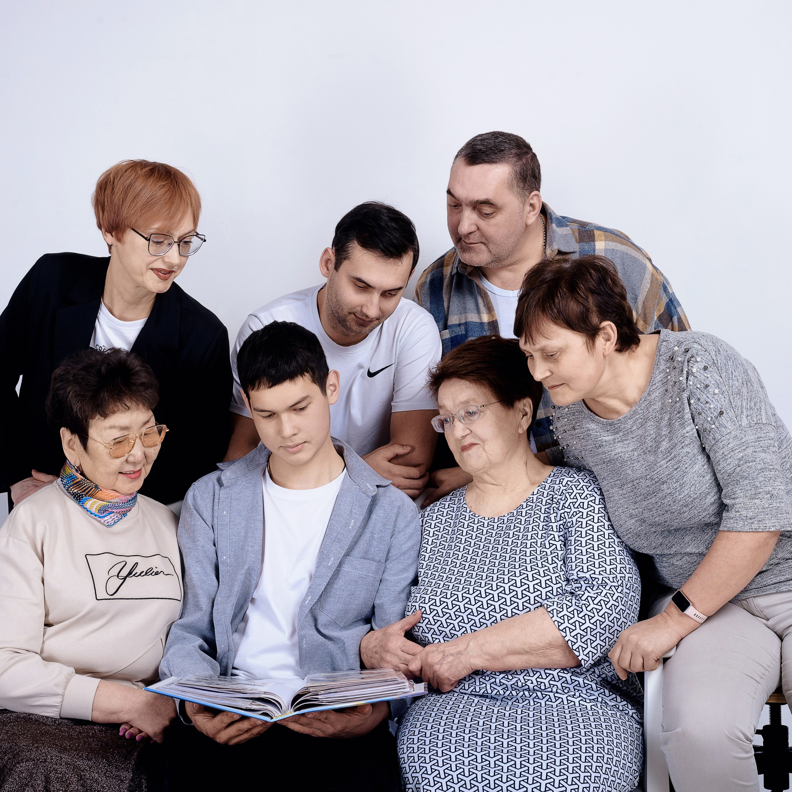 Семейная фотосессия в студии