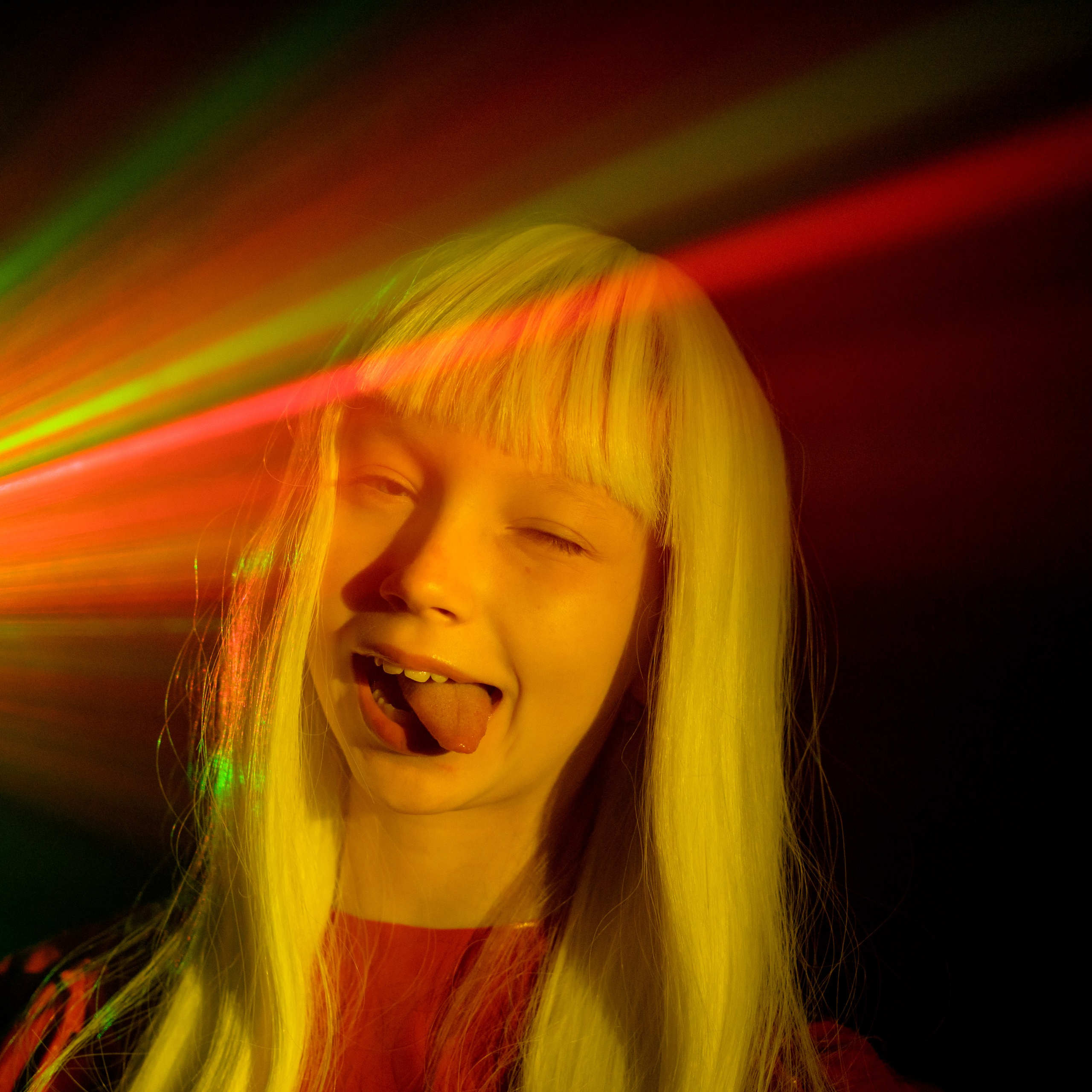 Иванна съемка с лазером. Фотографы в Орле Шестопаловы Юлия и Юрий