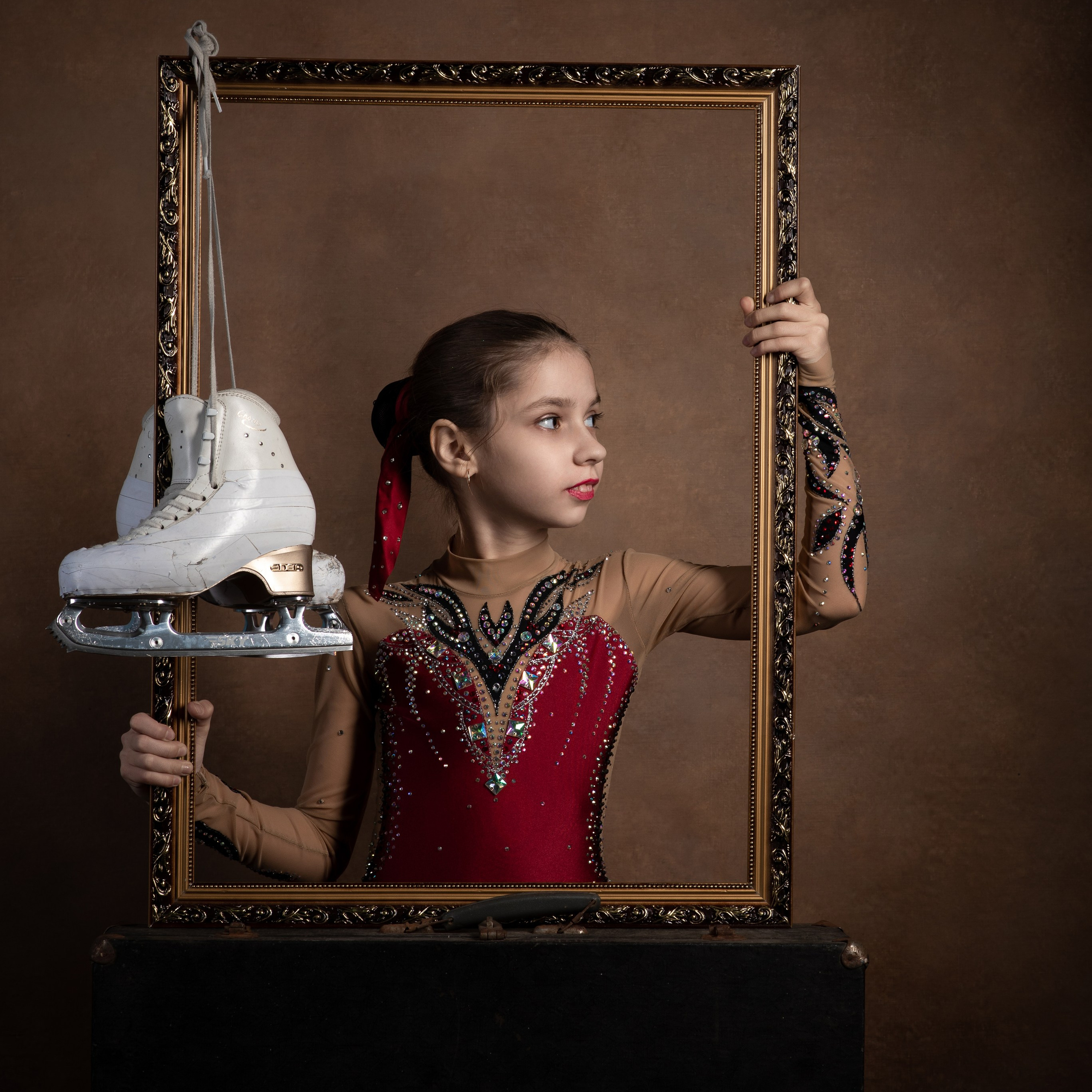Фотосессия с коньками в студии