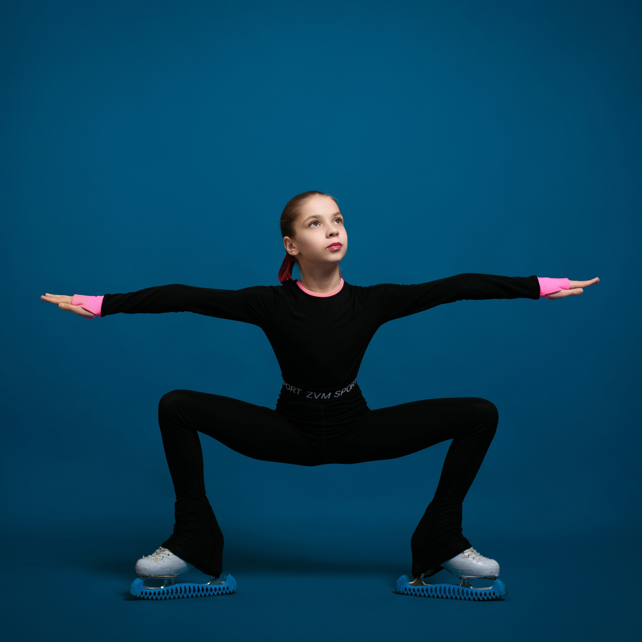 Фотосессия с коньками в студии