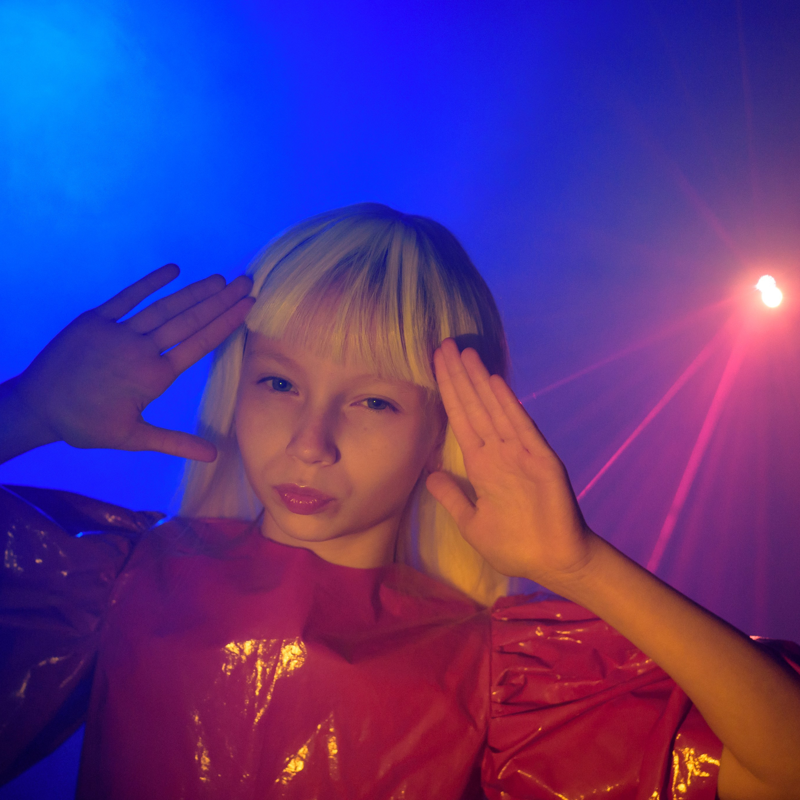 Иванна съемка с лазером. Фотографы в Орле Шестопаловы Юлия и Юрий