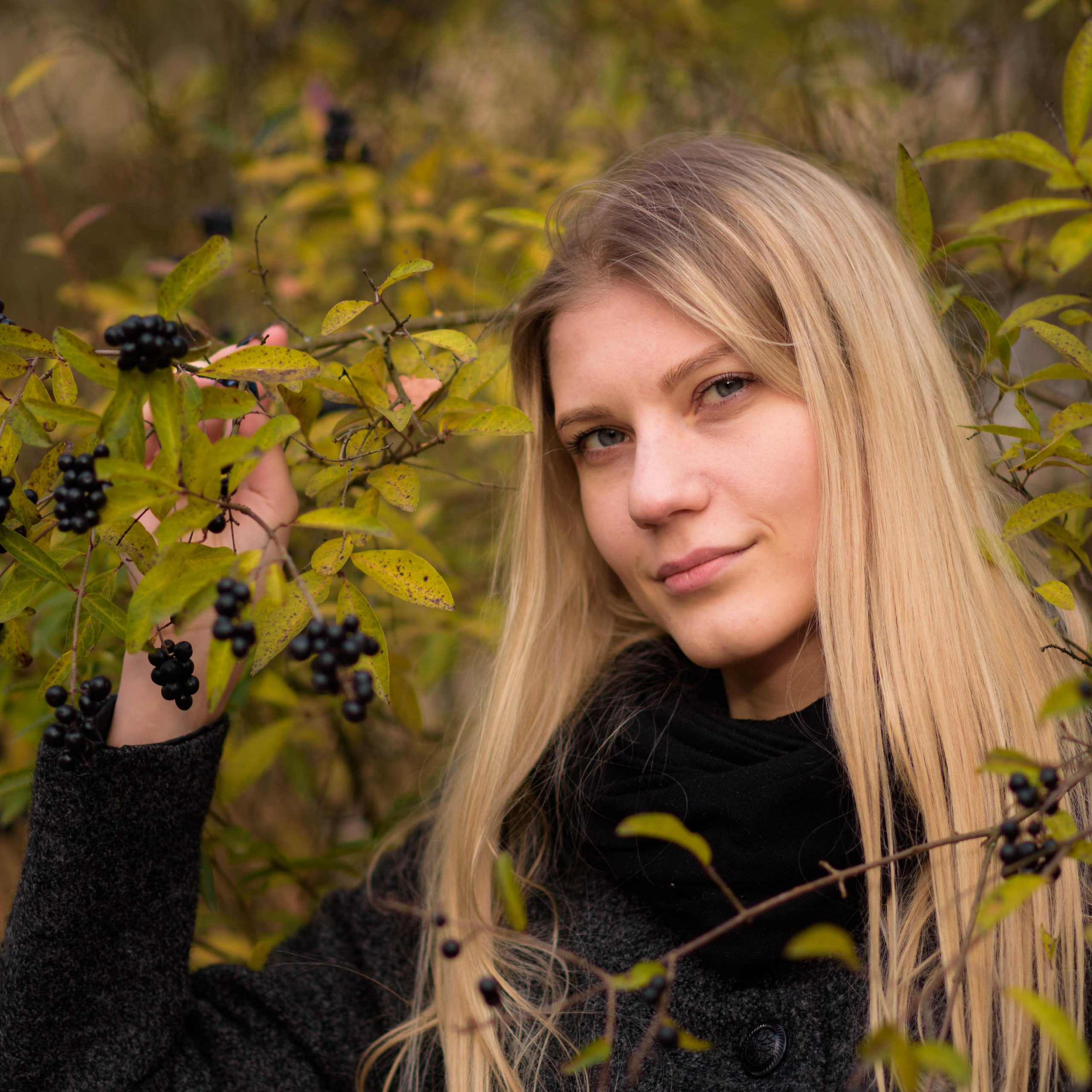 Олеся — фотосессия в парке. Фотографы в Орле Шестопаловы Юлия и Юрий