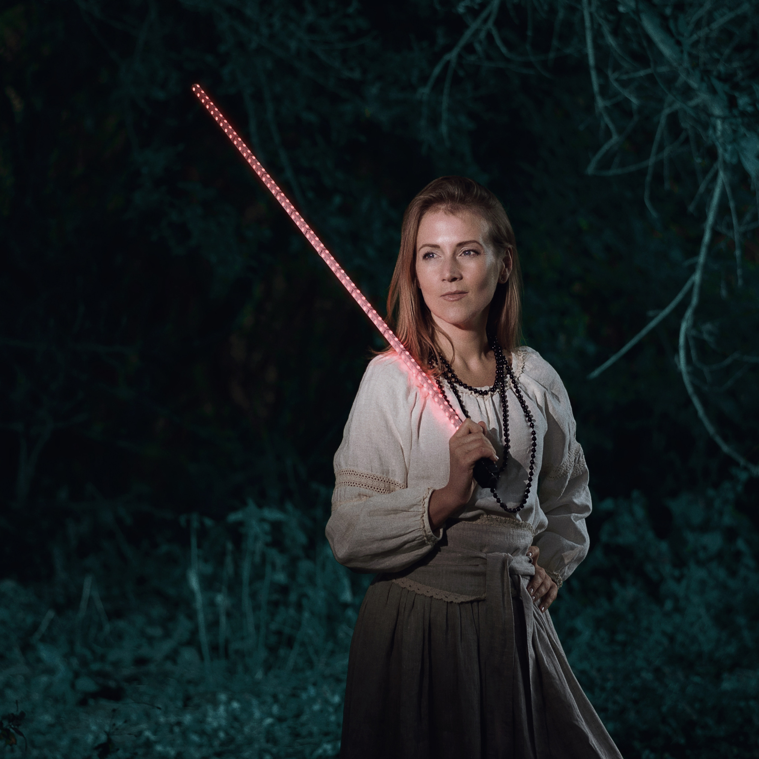 Виктория — фотосессия с огнем. Фотографы в Орле Шестопаловы Юлия и Юрий