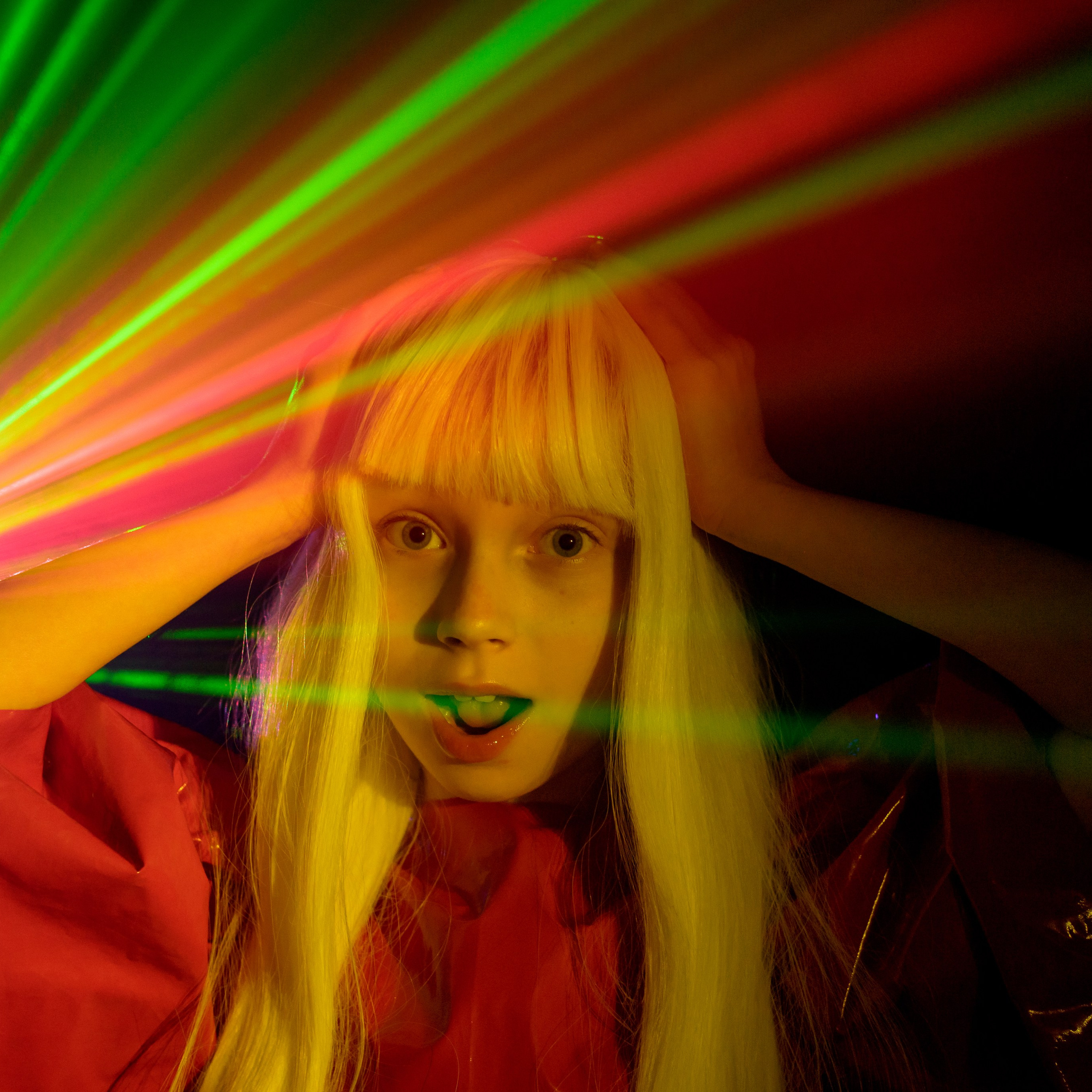 Иванна съемка с лазером. Фотографы в Орле Шестопаловы Юлия и Юрий