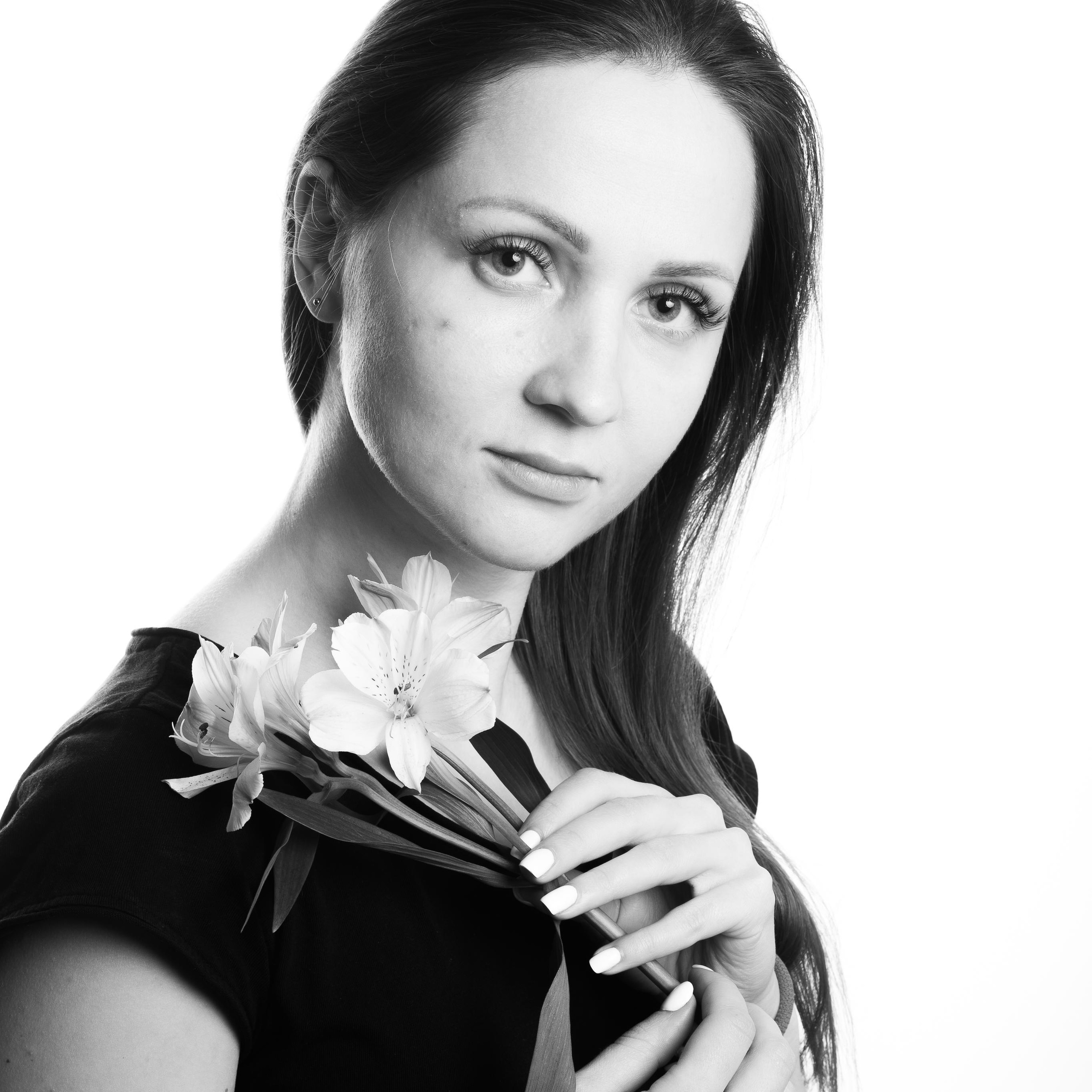 Белый фон. Фотографы в Орле Шестопаловы Юлия и Юрий