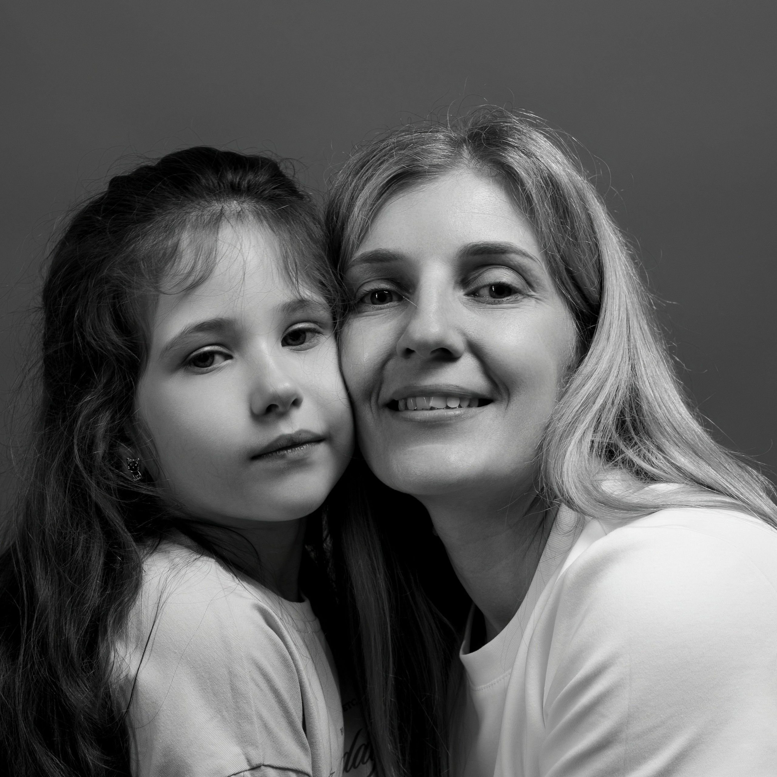 Семейная фотосессия для Ирины в студии. Профессиональный портретный фотограф в Орле Шестопалова Юлия