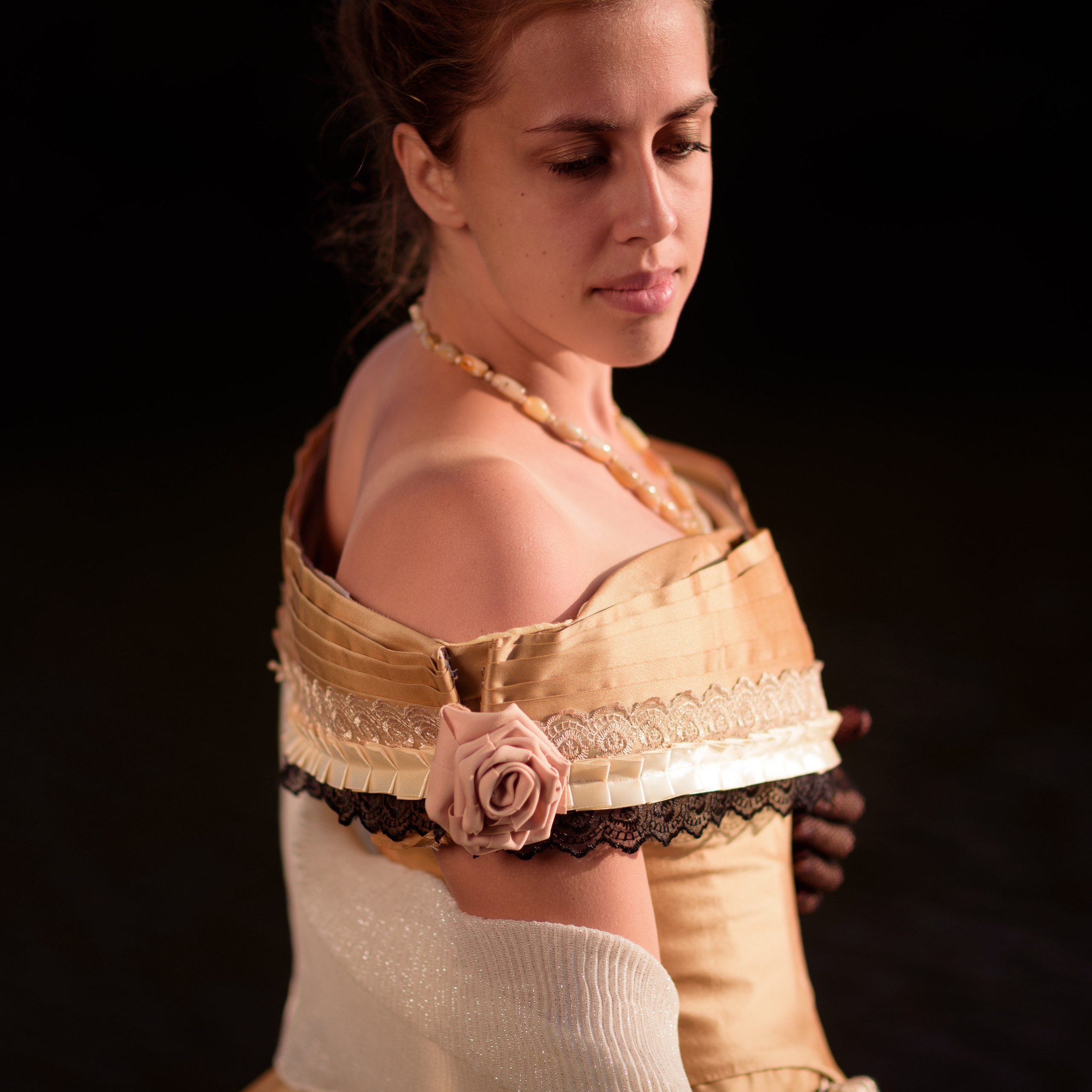 Светлана фотосессия в исторических платьях. Фотографы в Орле Шестопаловы Юлия и Юрий