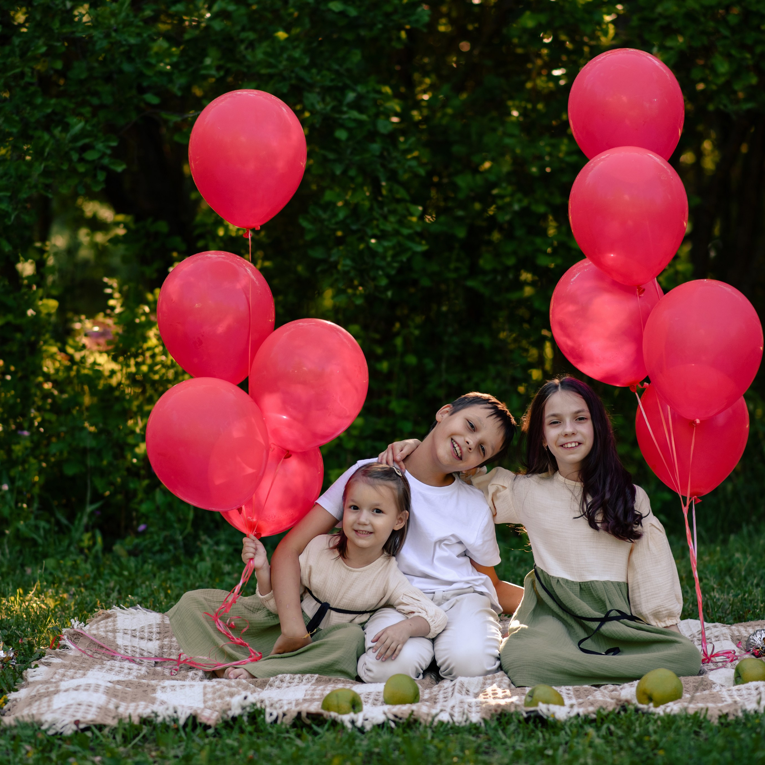Евгения, Алексей, Маша, Иван и Ксюша. Фотографы в Орле Шестопаловы Юлия и Юрий