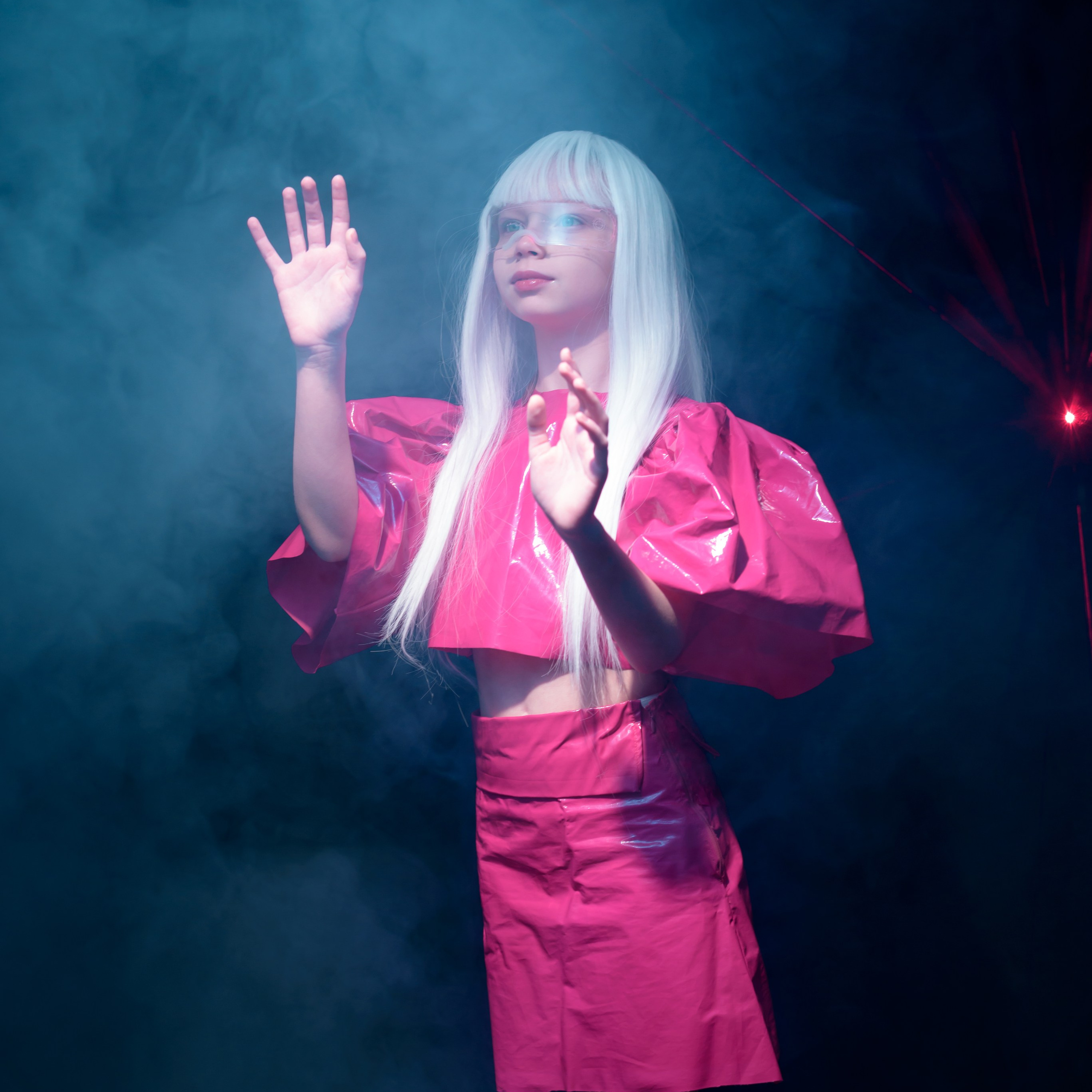 Иванна съемка с лазером. Фотографы в Орле Шестопаловы Юлия и Юрий