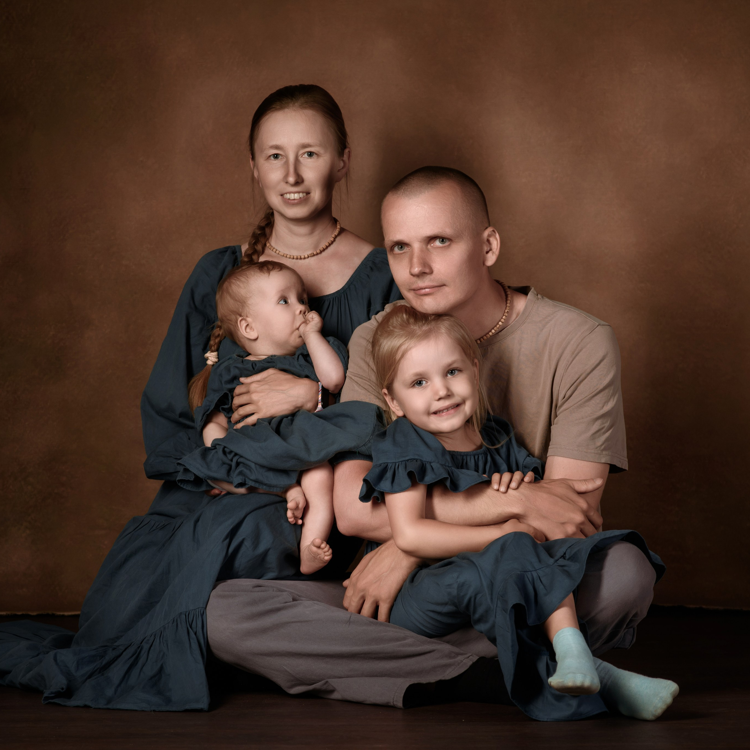 Катя, Алексей, Дана и Василиса. Фотографы в Орле Шестопаловы Юлия и Юрий