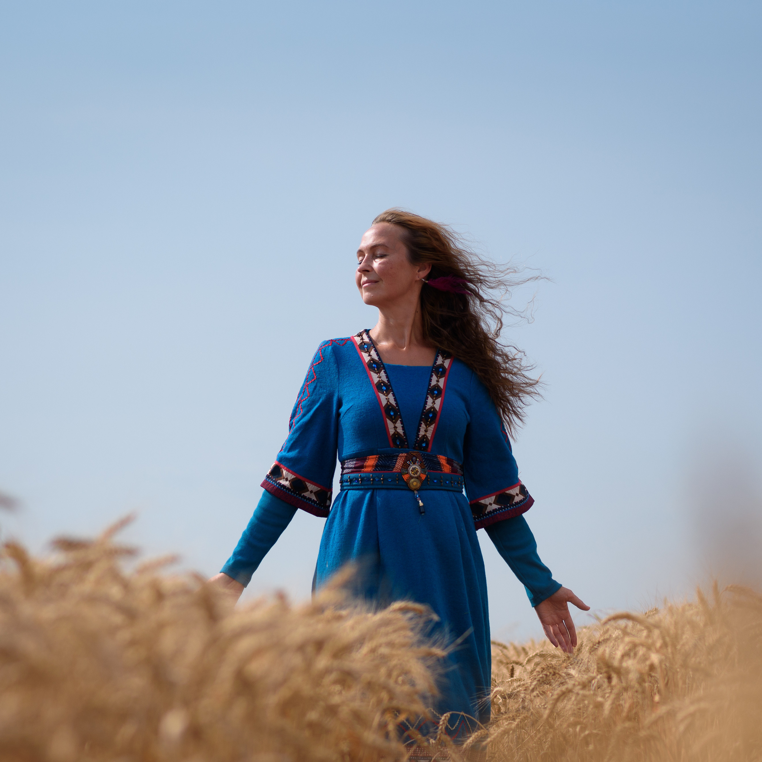 Евгения фотосессия на природе. Фотографы в Орле Шестопаловы Юлия и Юрий