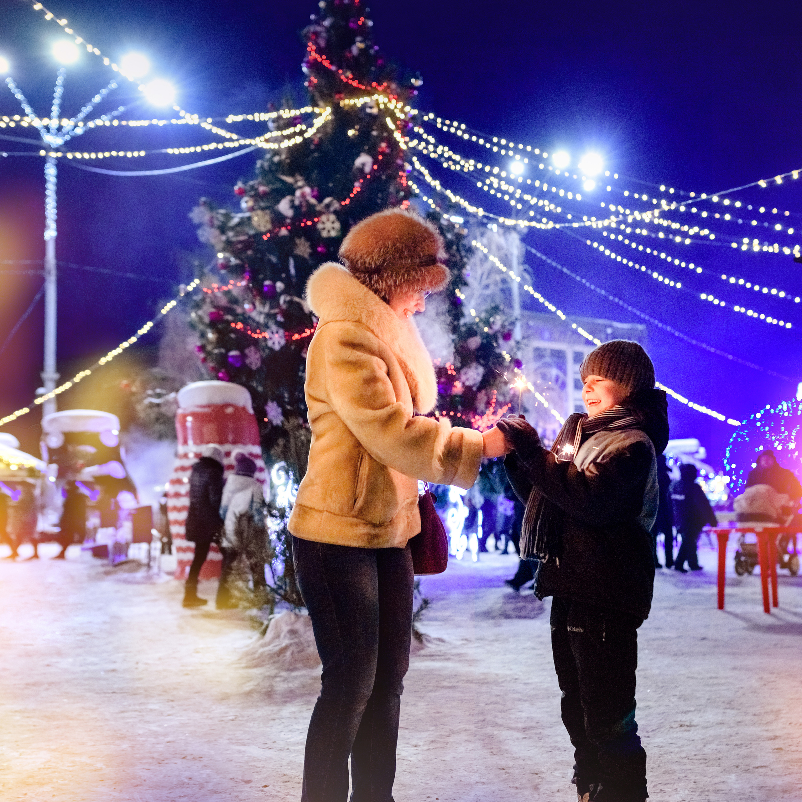 Семейная новогодняя фотосессия на улице. Фотографы в Орле Шестопаловы Юлия и Юрий