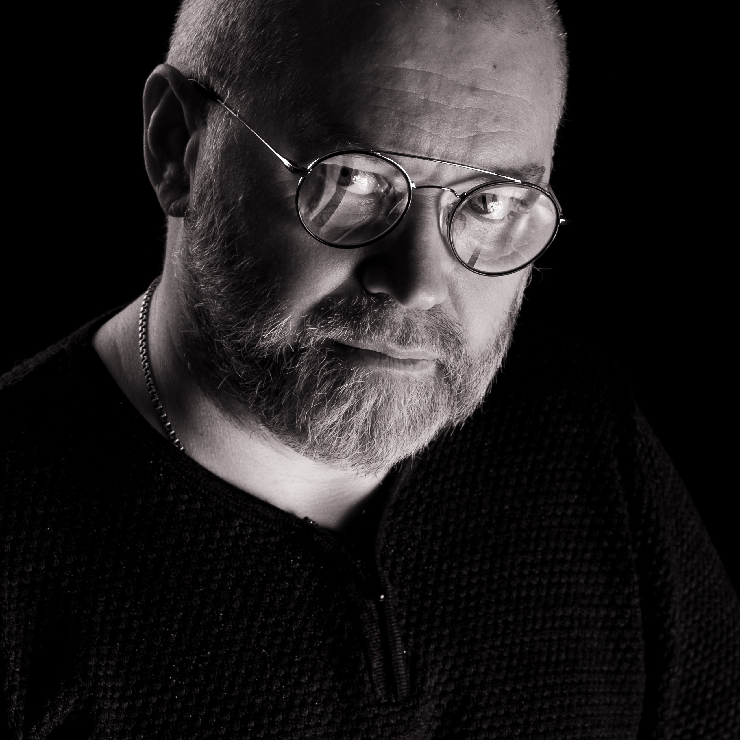 Мужской портрет. Фотографы в Орле Шестопаловы Юлия и Юрий