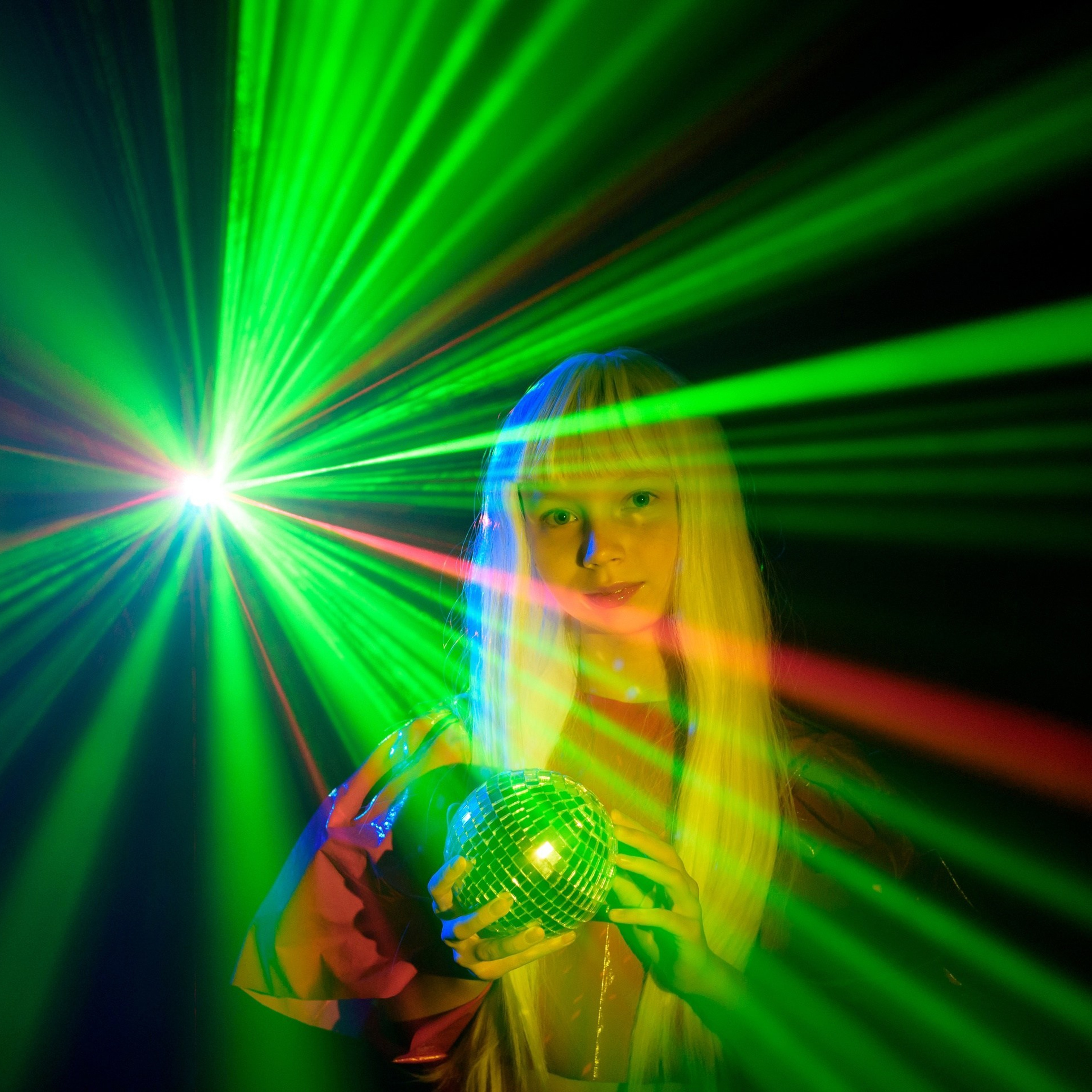 Лазер примеры. Фотографы в Орле Шестопаловы Юлия и Юрий