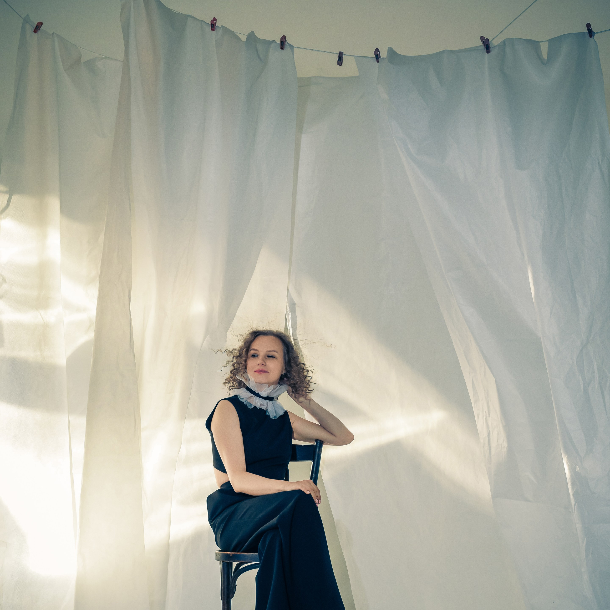 Ирина фотосессия с простынями. Фотографы в Орле Шестопаловы Юлия и Юрий