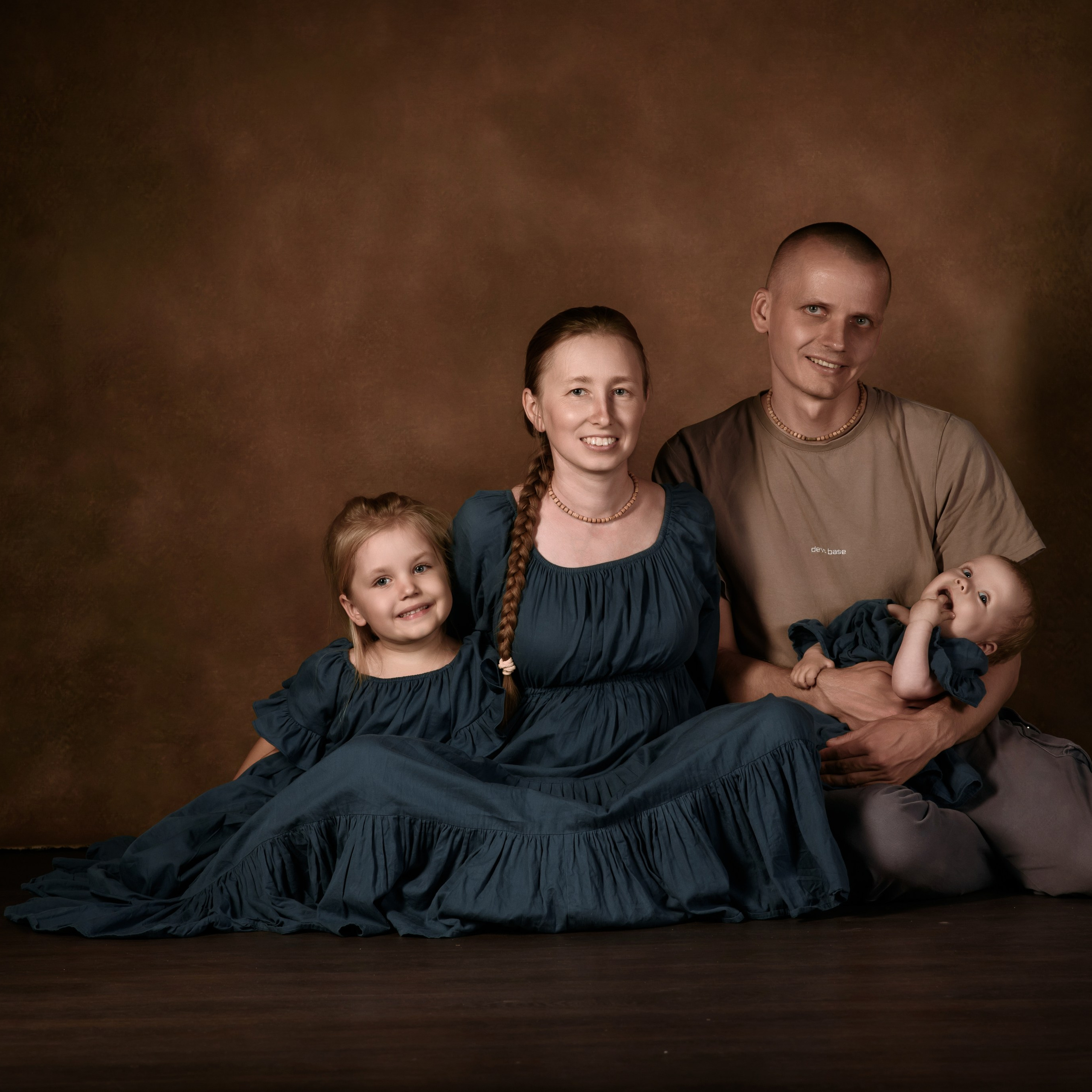 Катя, Алексей, Дана и Василиса. Фотографы в Орле Шестопаловы Юлия и Юрий