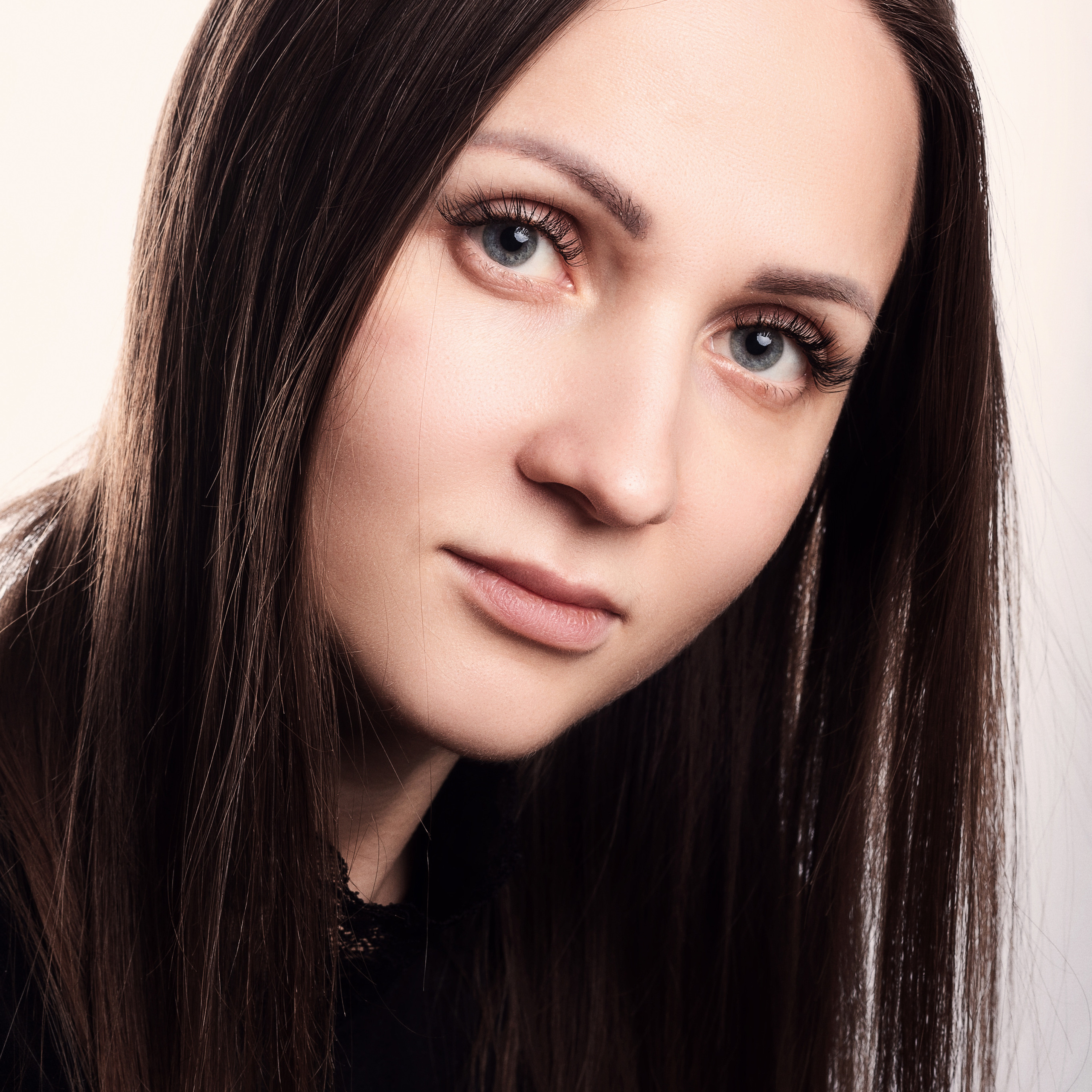 Белый фон. Фотографы в Орле Шестопаловы Юлия и Юрий